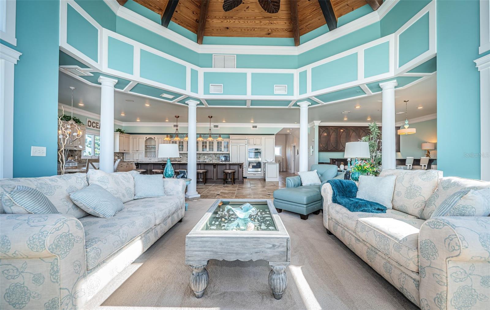 TB8454964 Property Photo