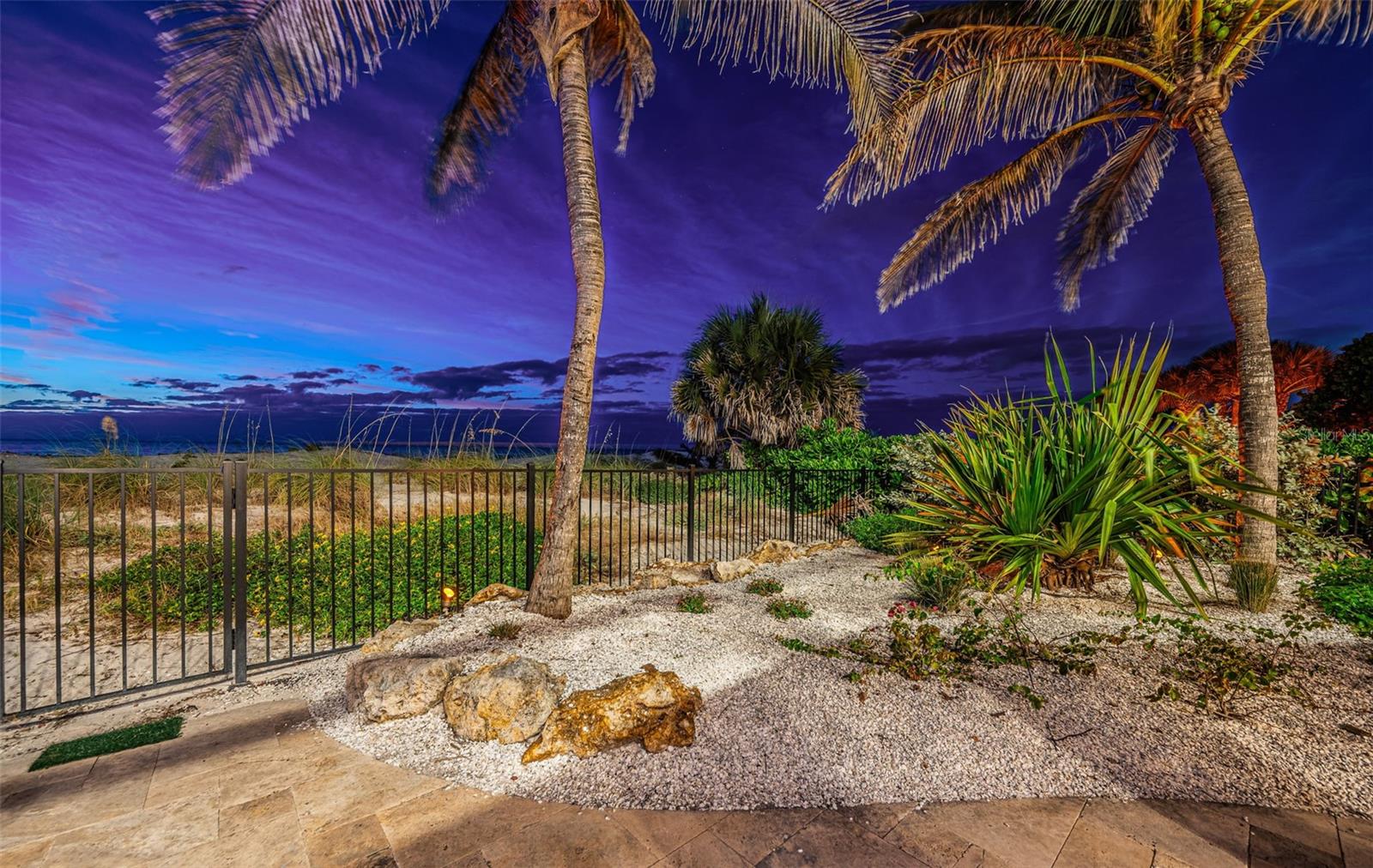 TB8454964 Property Photo