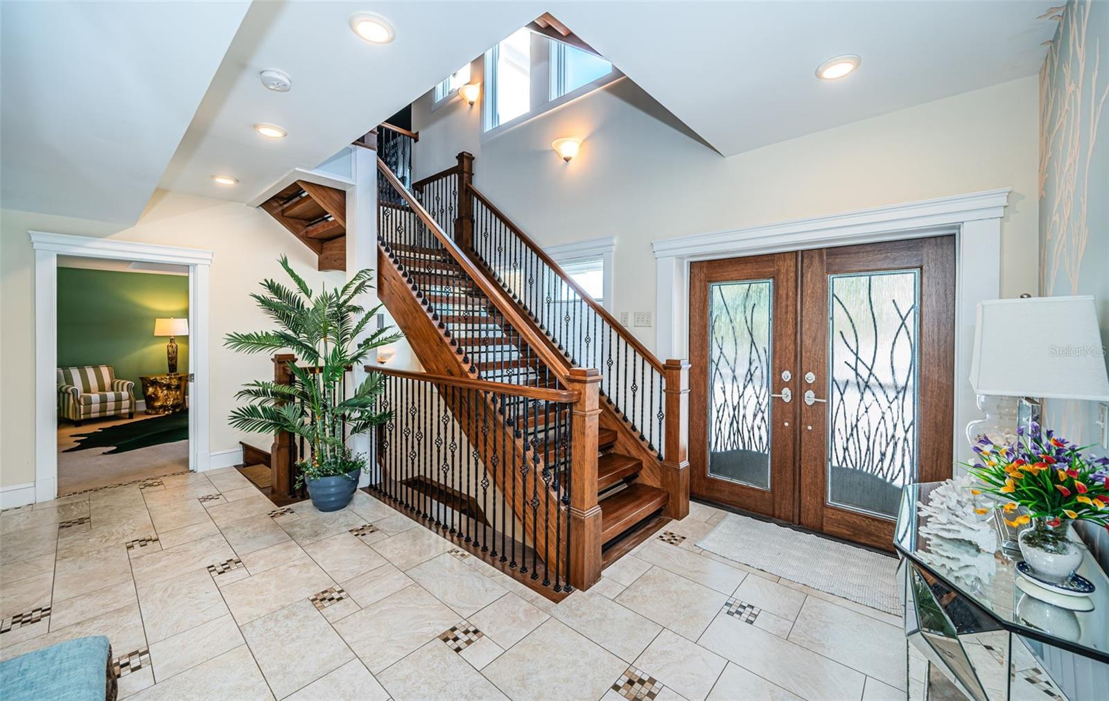 TB8454964 Property Photo