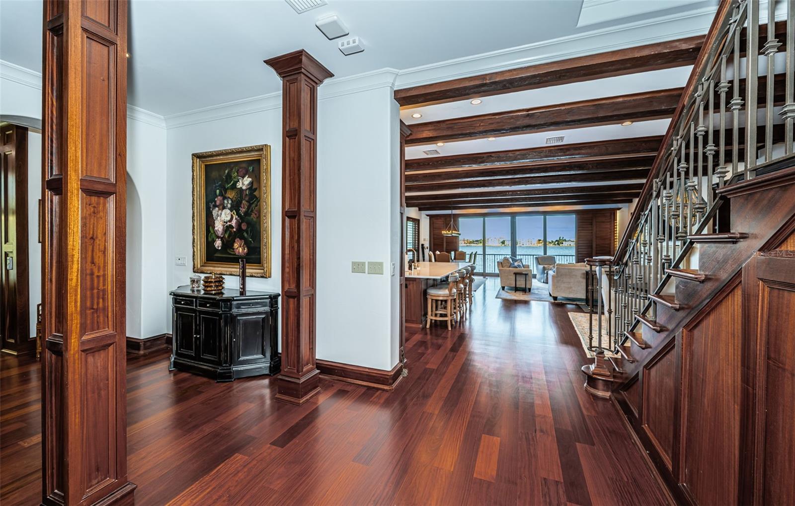 TB8454986 Property Photo