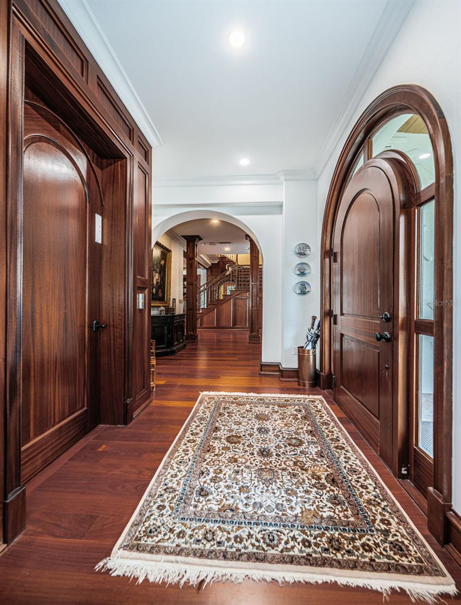 TB8454986 Property Photo