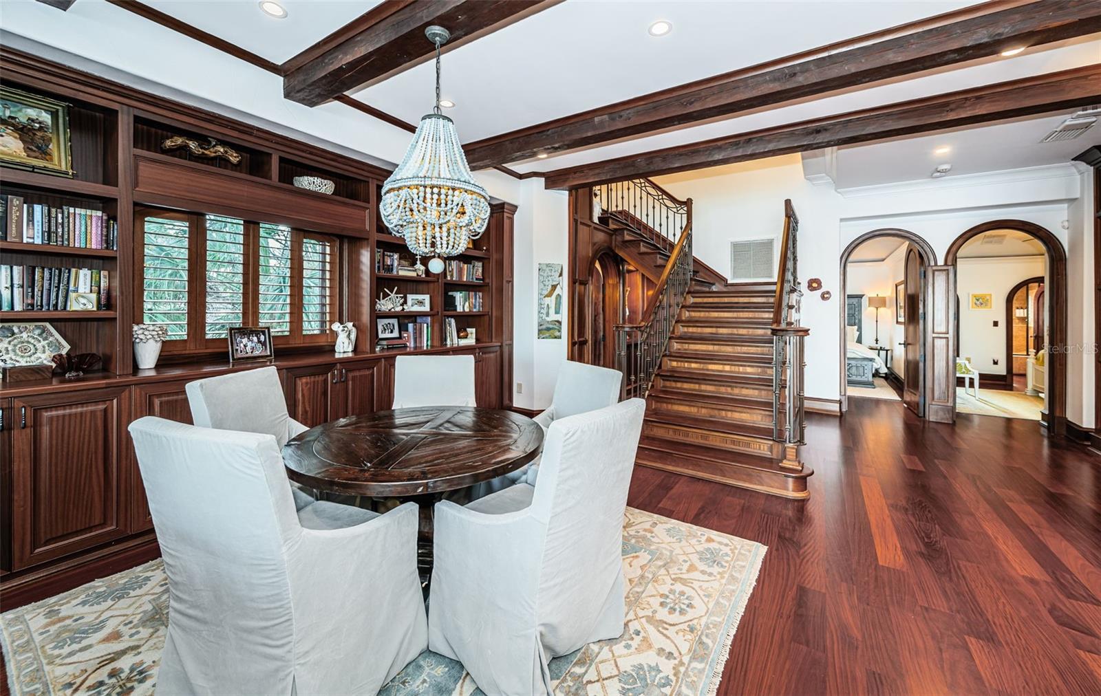 TB8454986 Property Photo