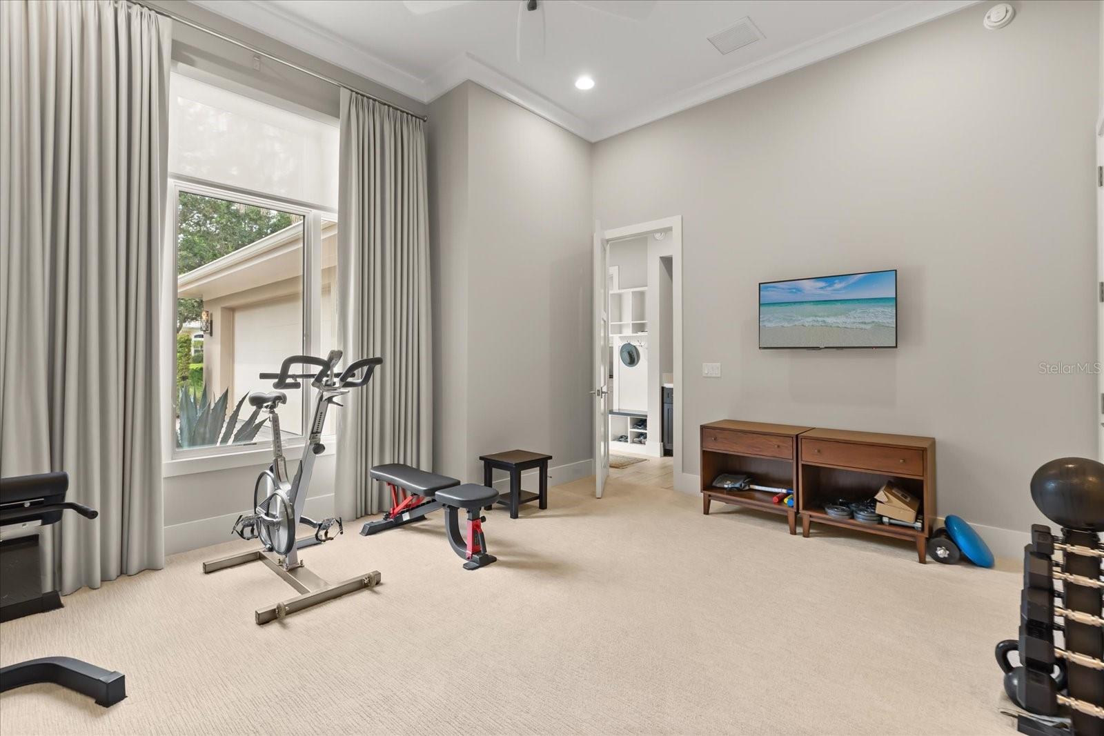 O6366161 Property Photo