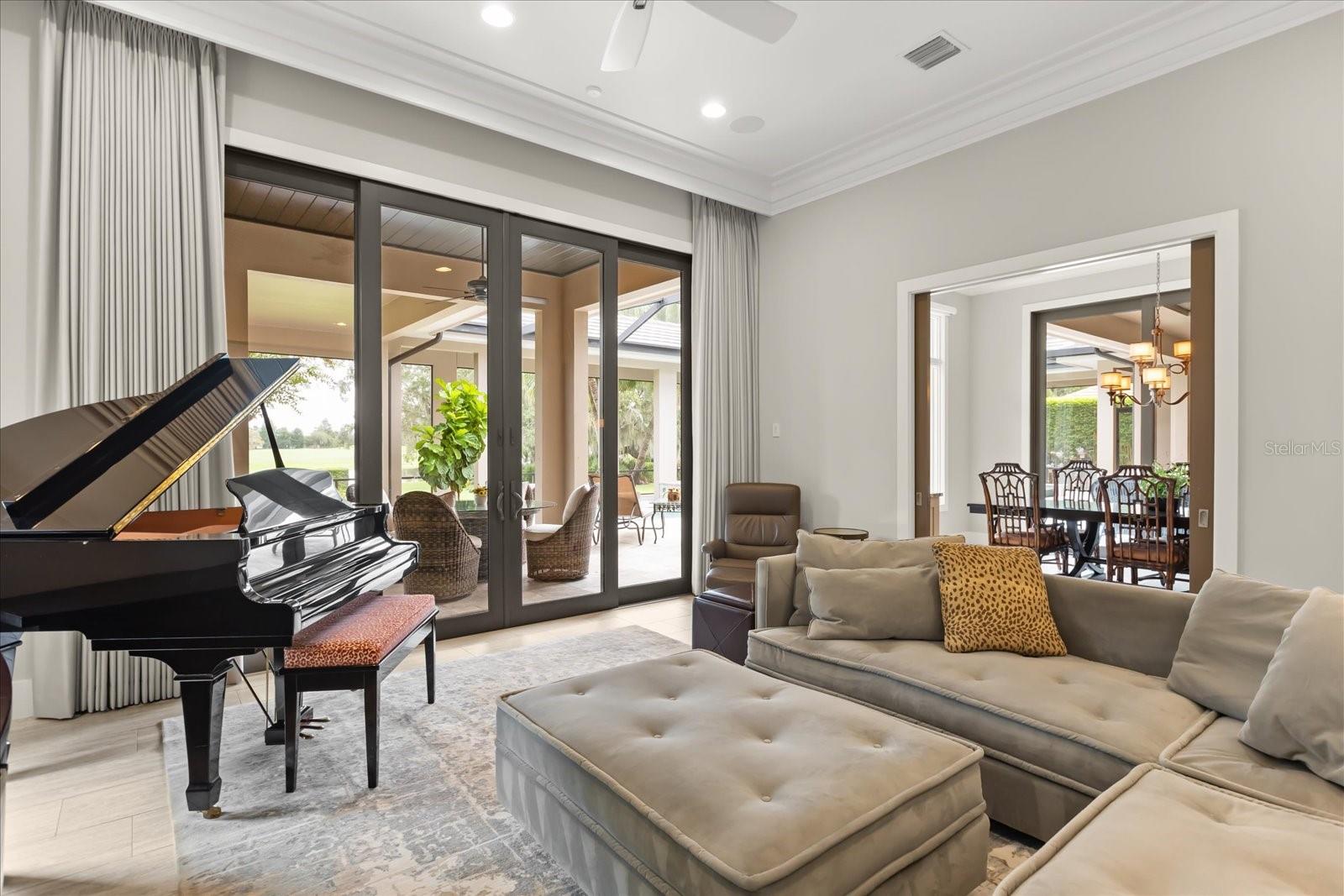 O6366161 Property Photo