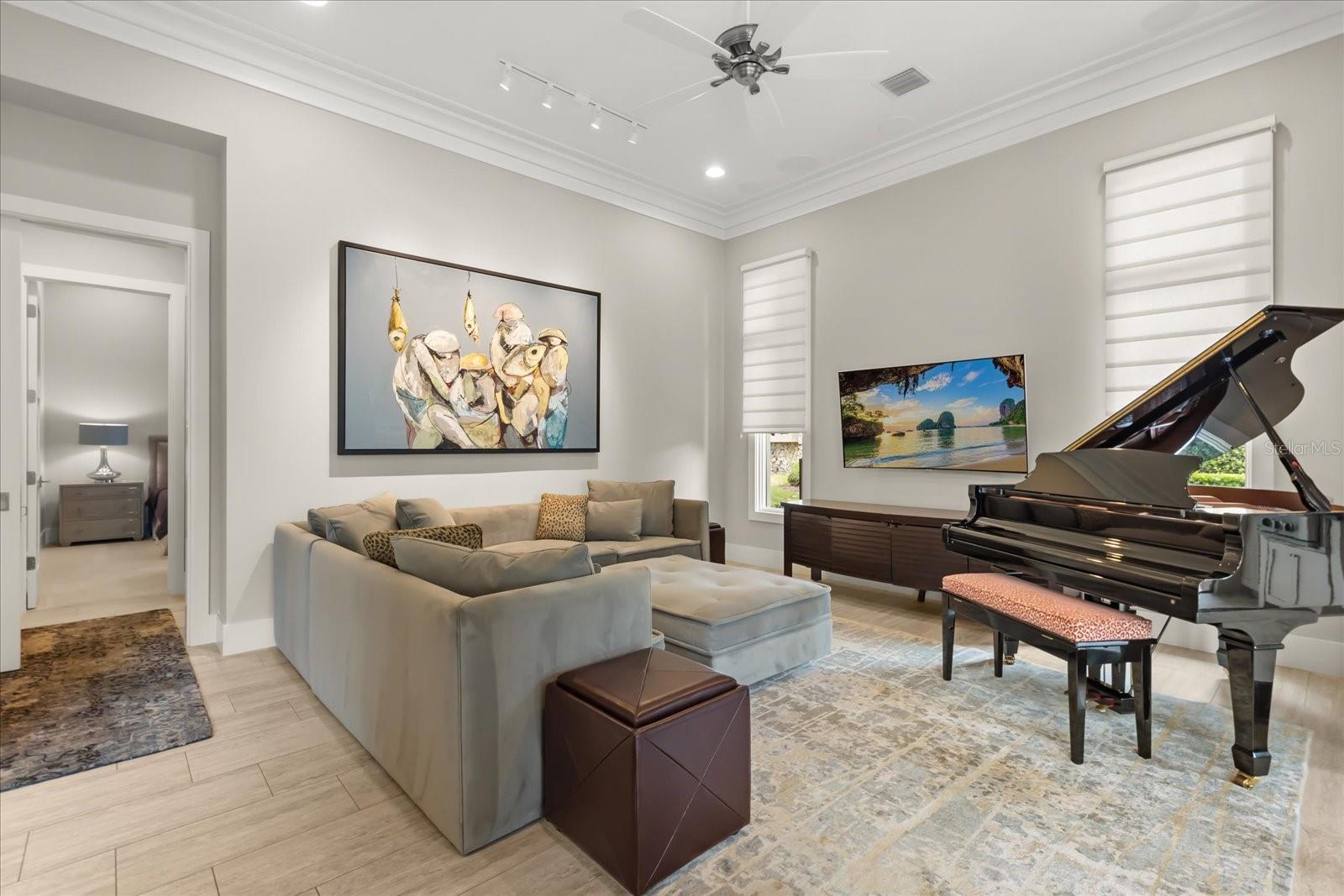 O6366161 Property Photo