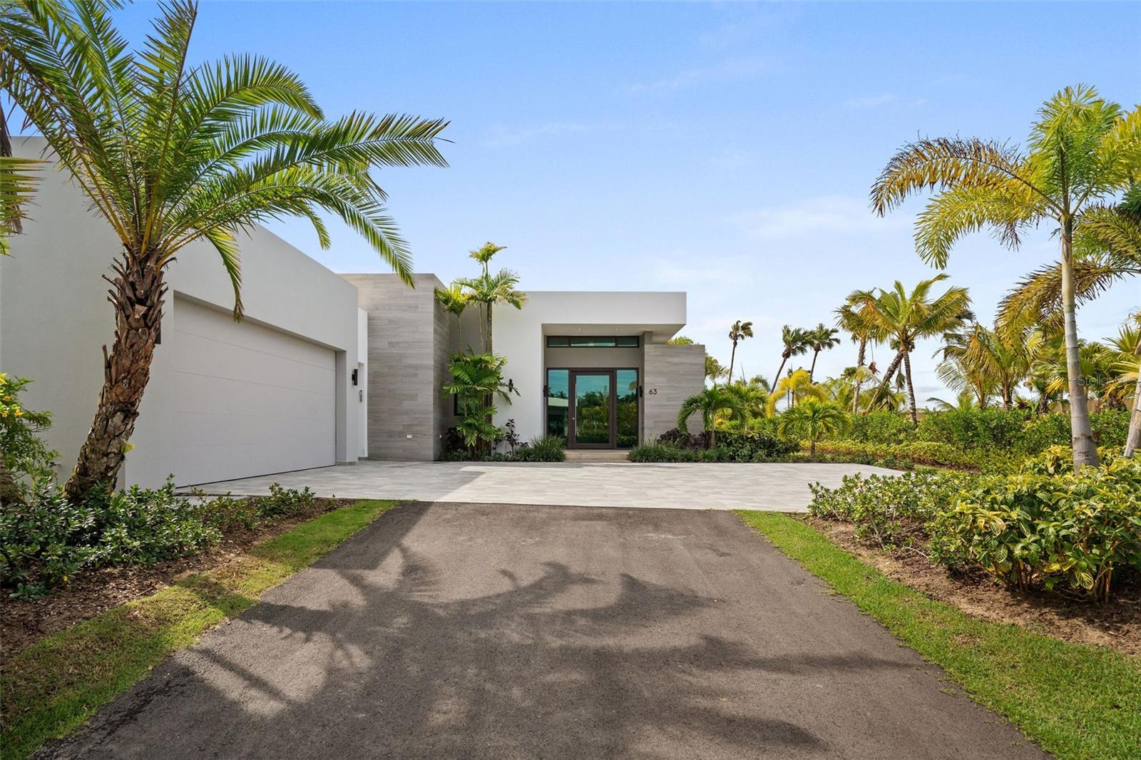 PR9117873 Property Photo