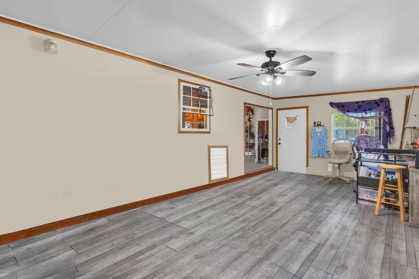 O6366204 Property Photo