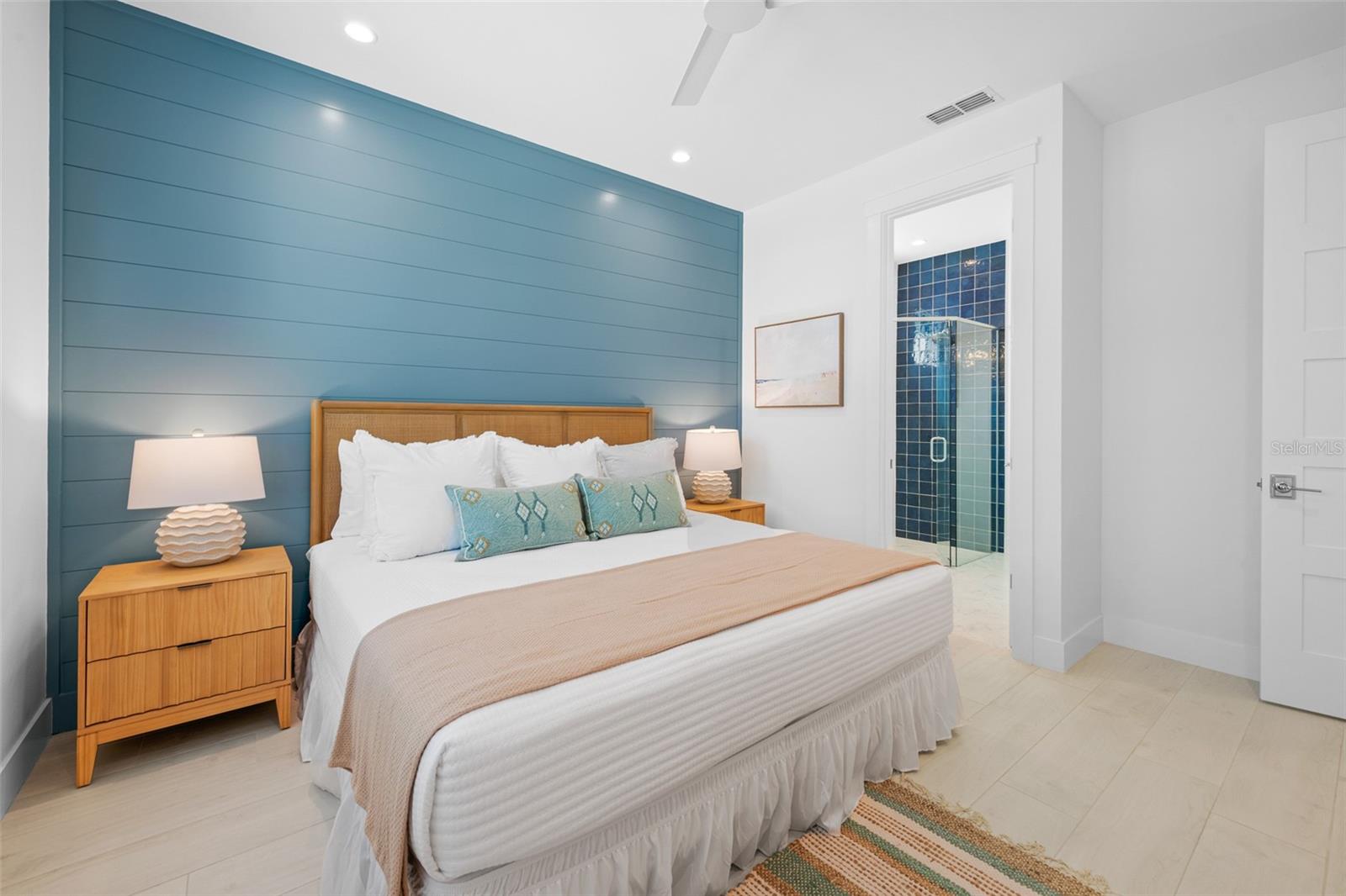 A4674699 Property Photo