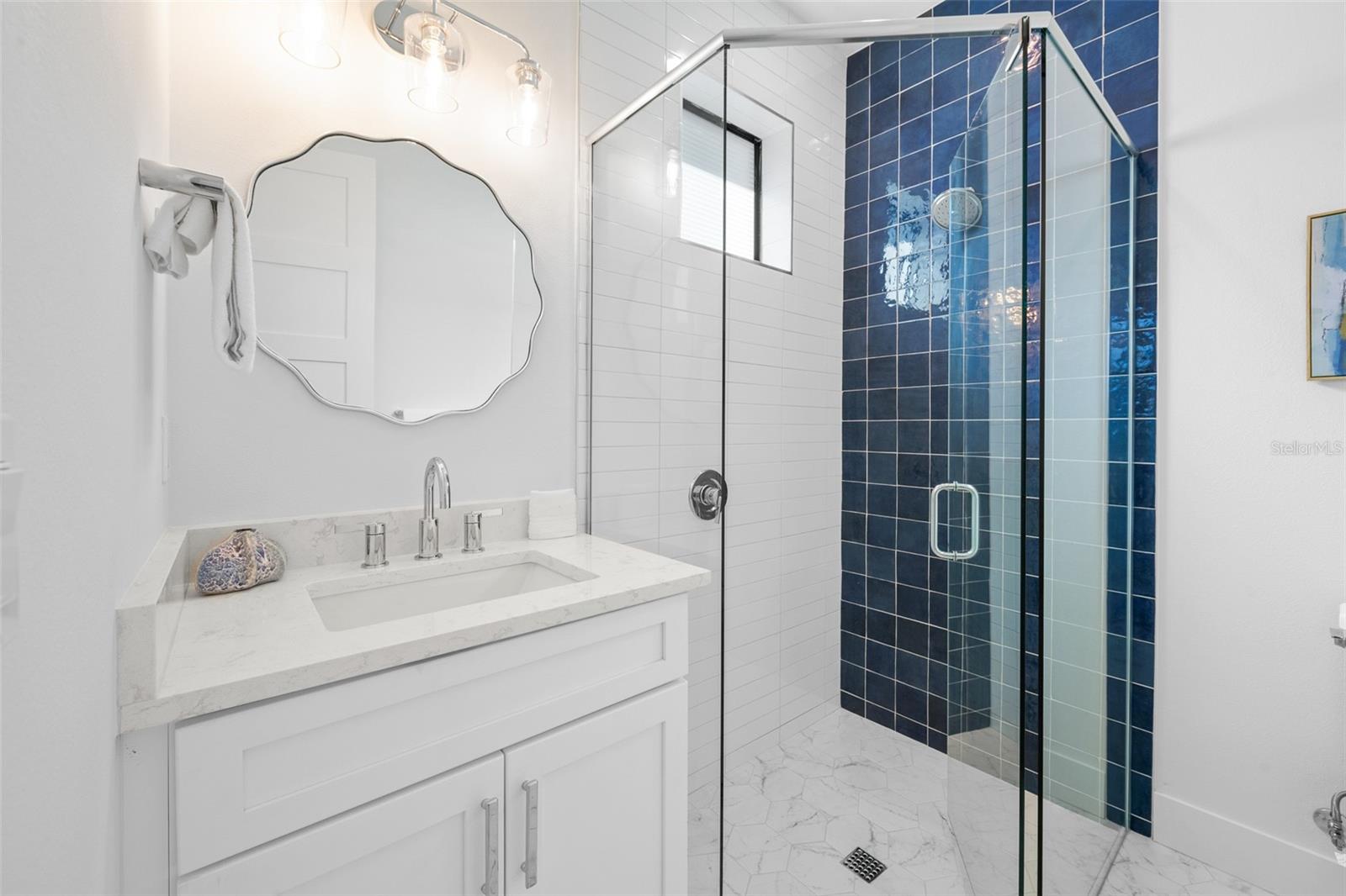 A4674699 Property Photo