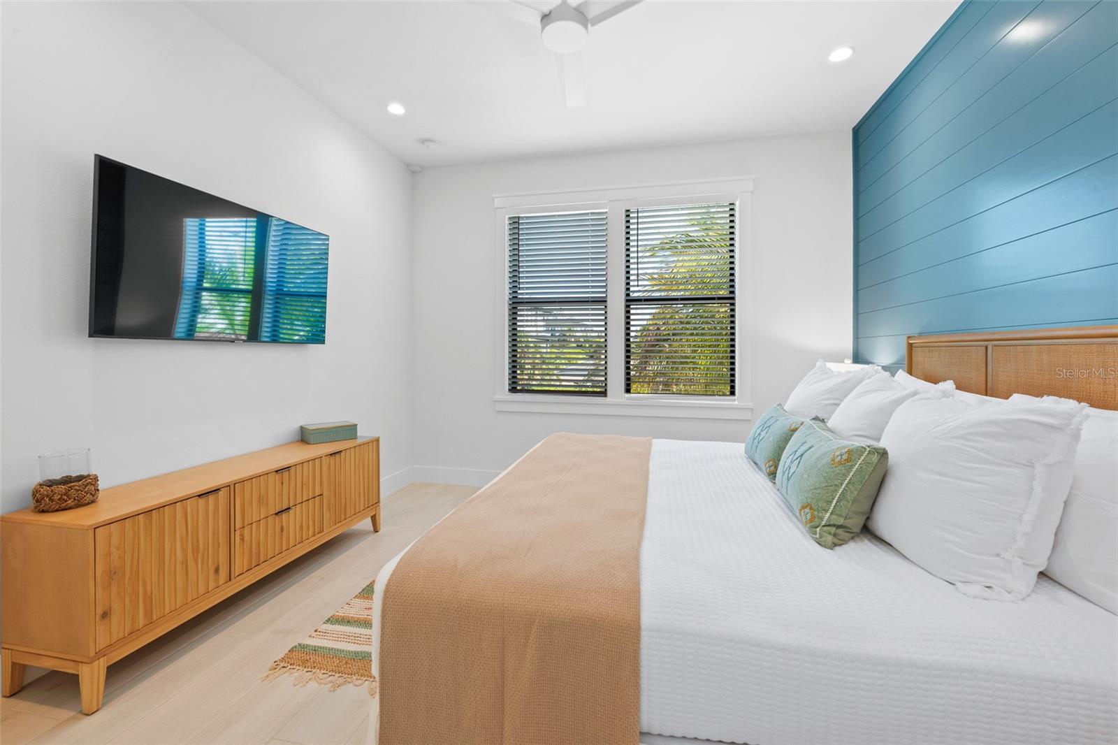 A4674699 Property Photo