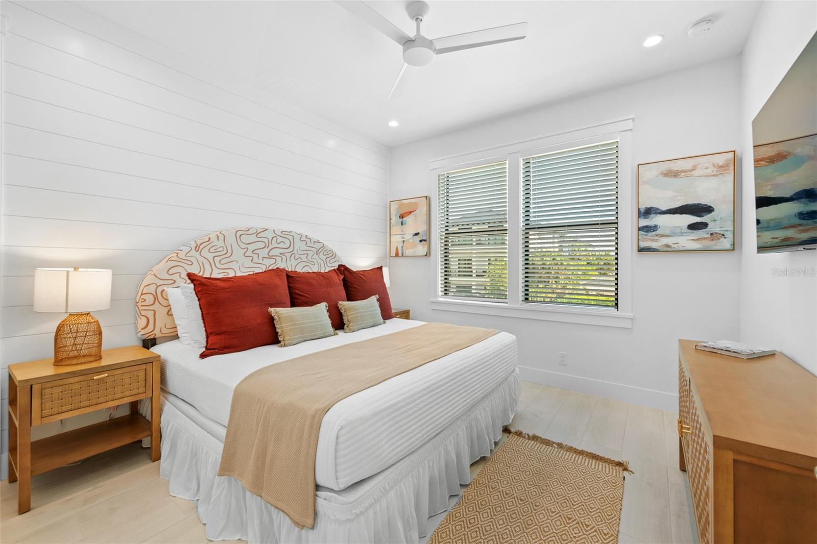 A4674699 Property Photo