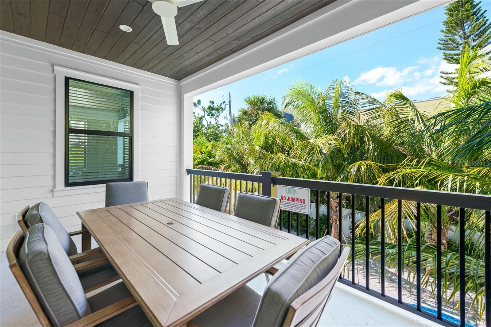 A4674699 Property Photo