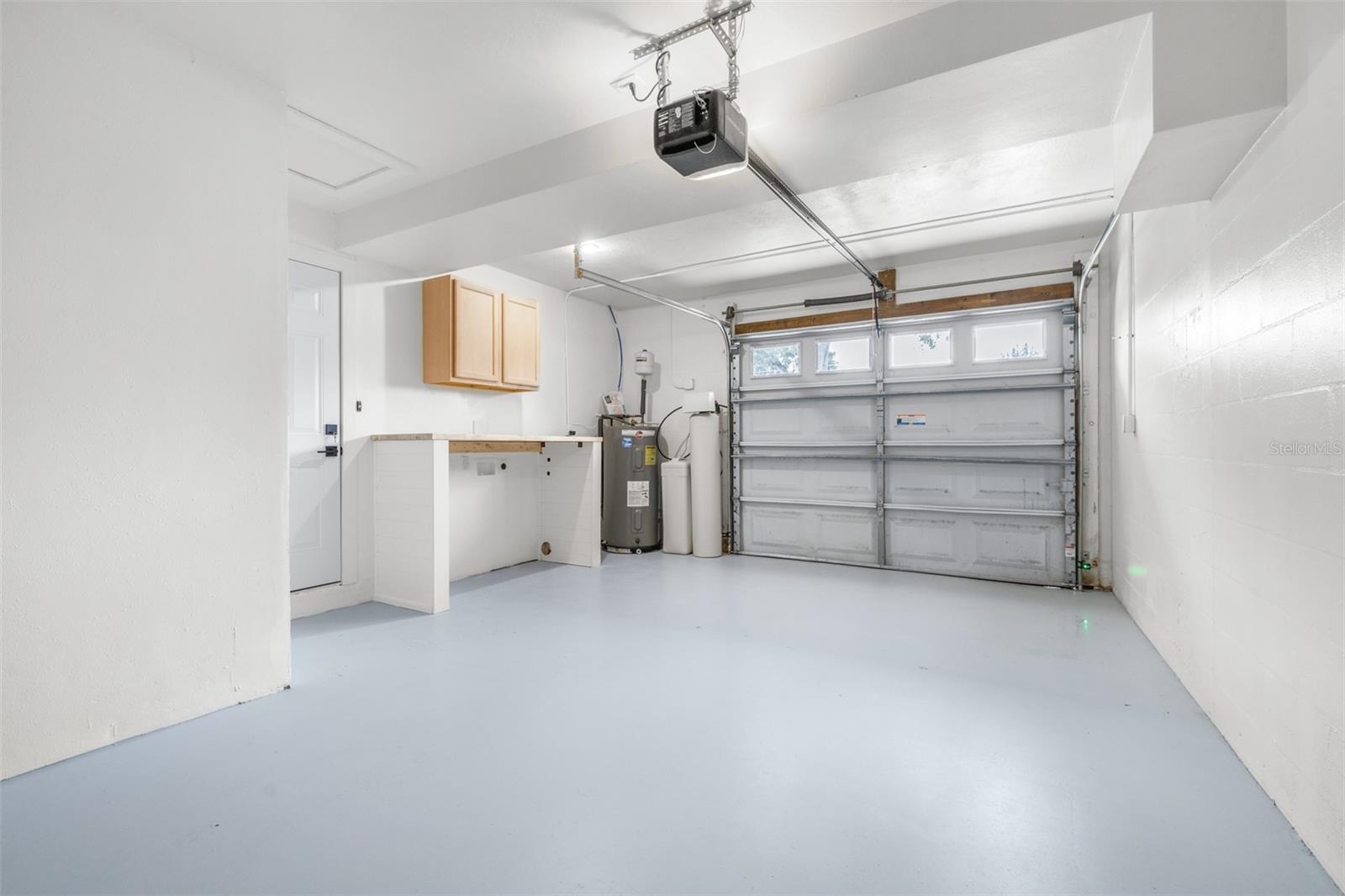 1 car garage & washer/dryer area