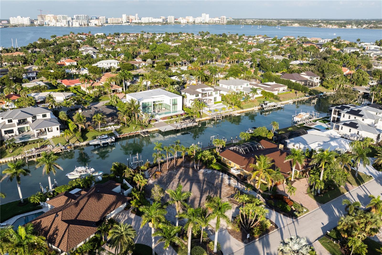 A4674712 Property Photo