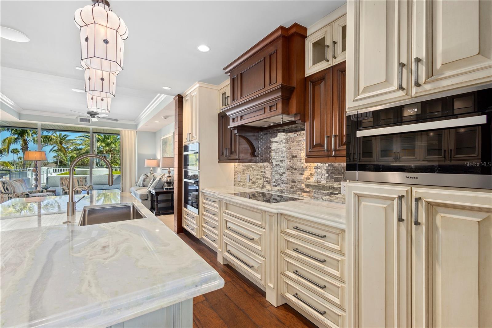 A4674713 Property Photo