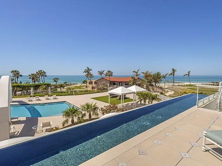 A4674713 Property Photo