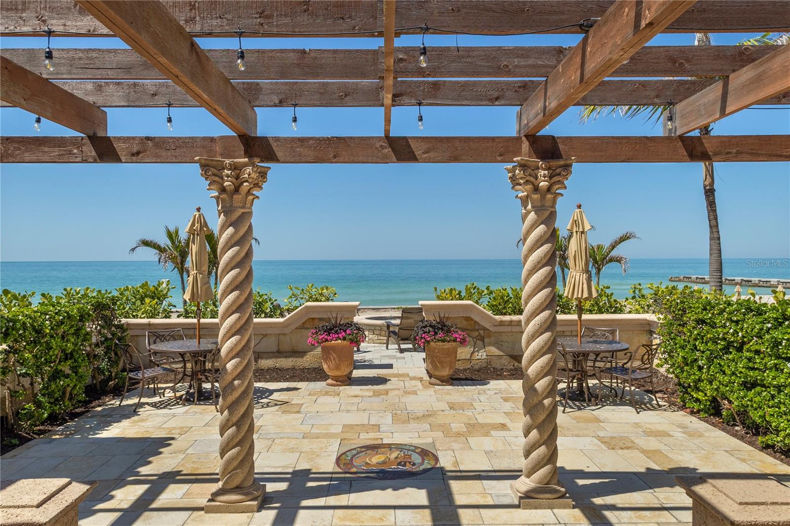 A4674713 Property Photo