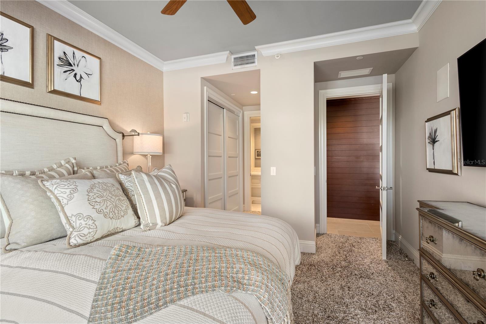 A4674713 Property Photo