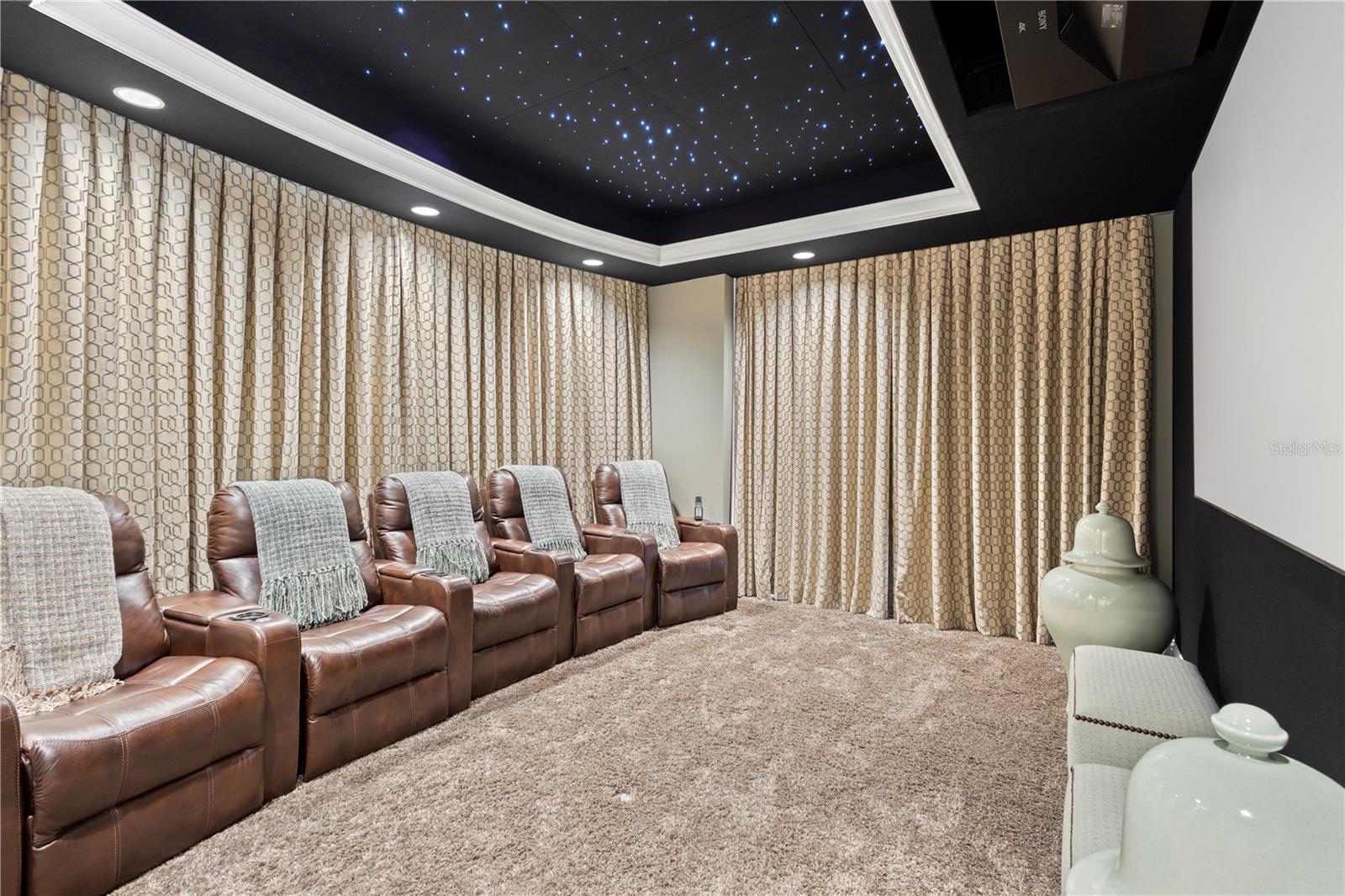 A4674713 Property Photo