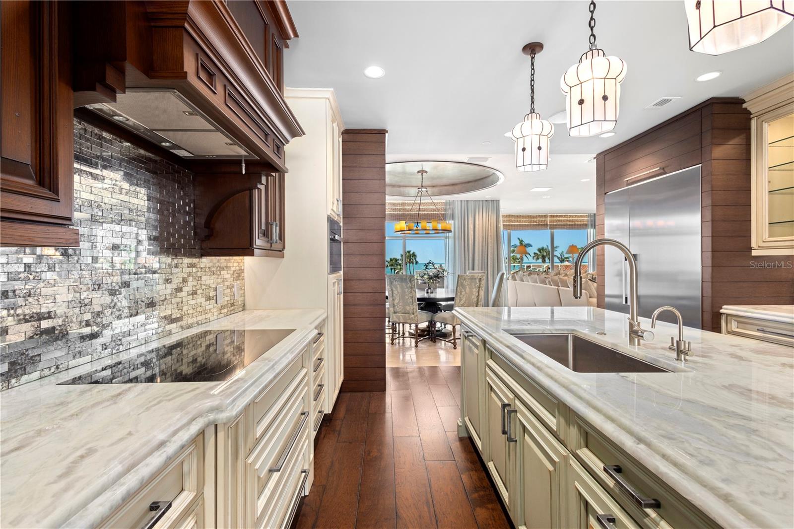 A4674713 Property Photo