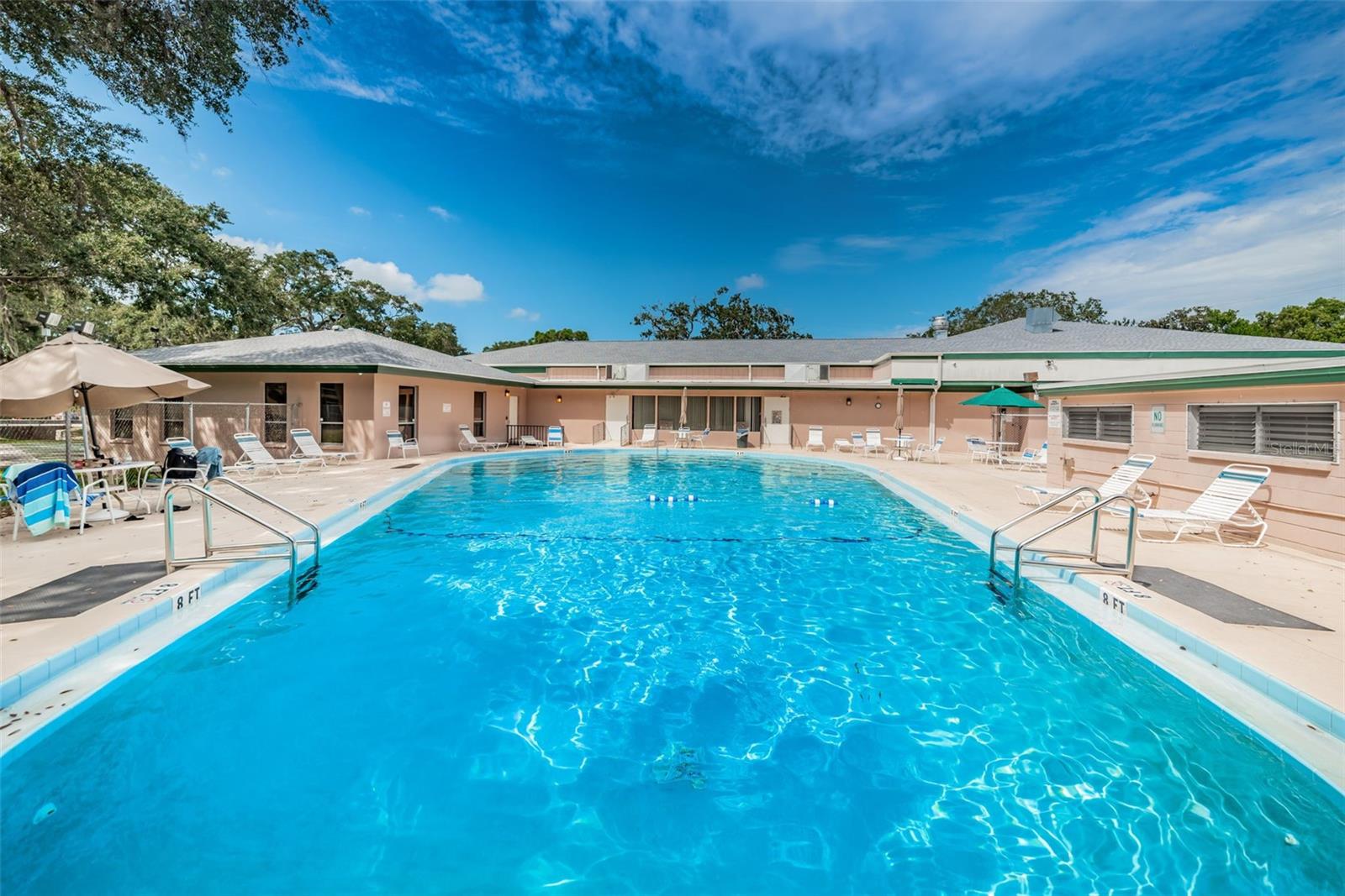 TB8455109 Property Photo