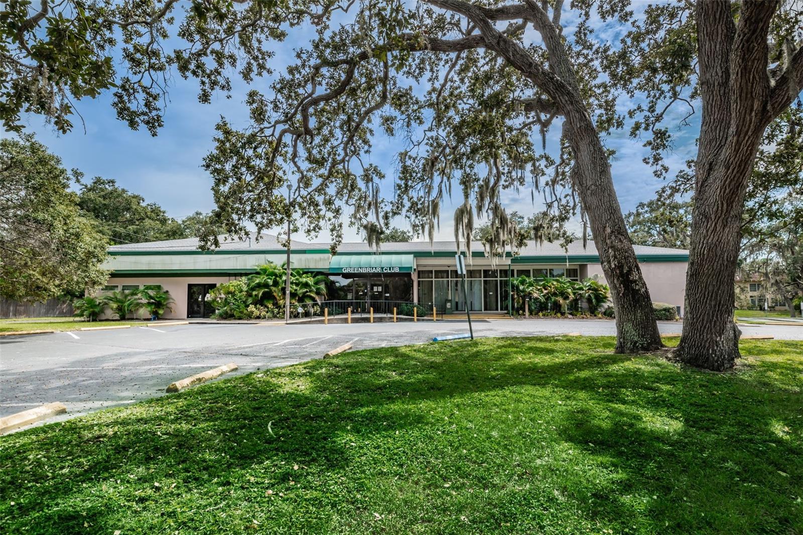 TB8455109 Property Photo