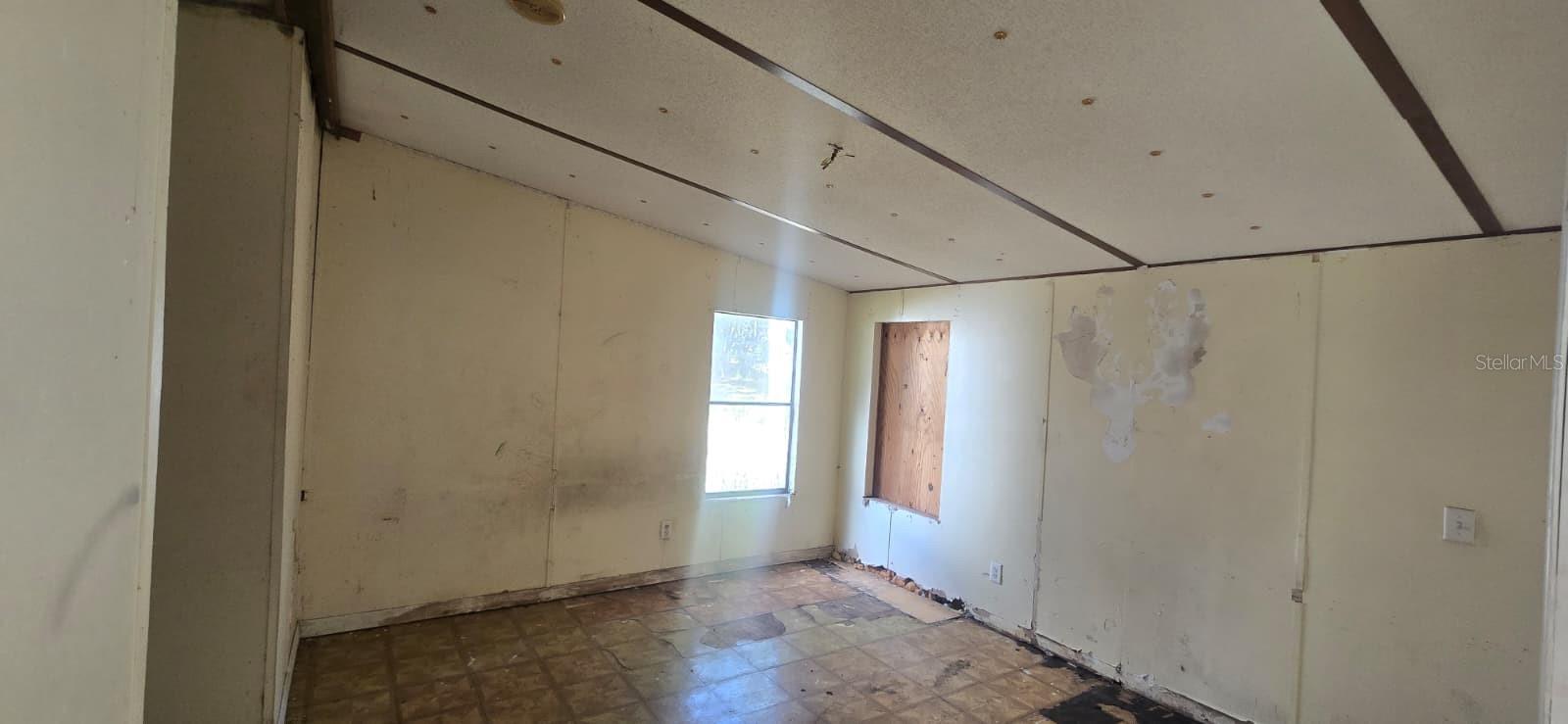 G5105351 Property Photo