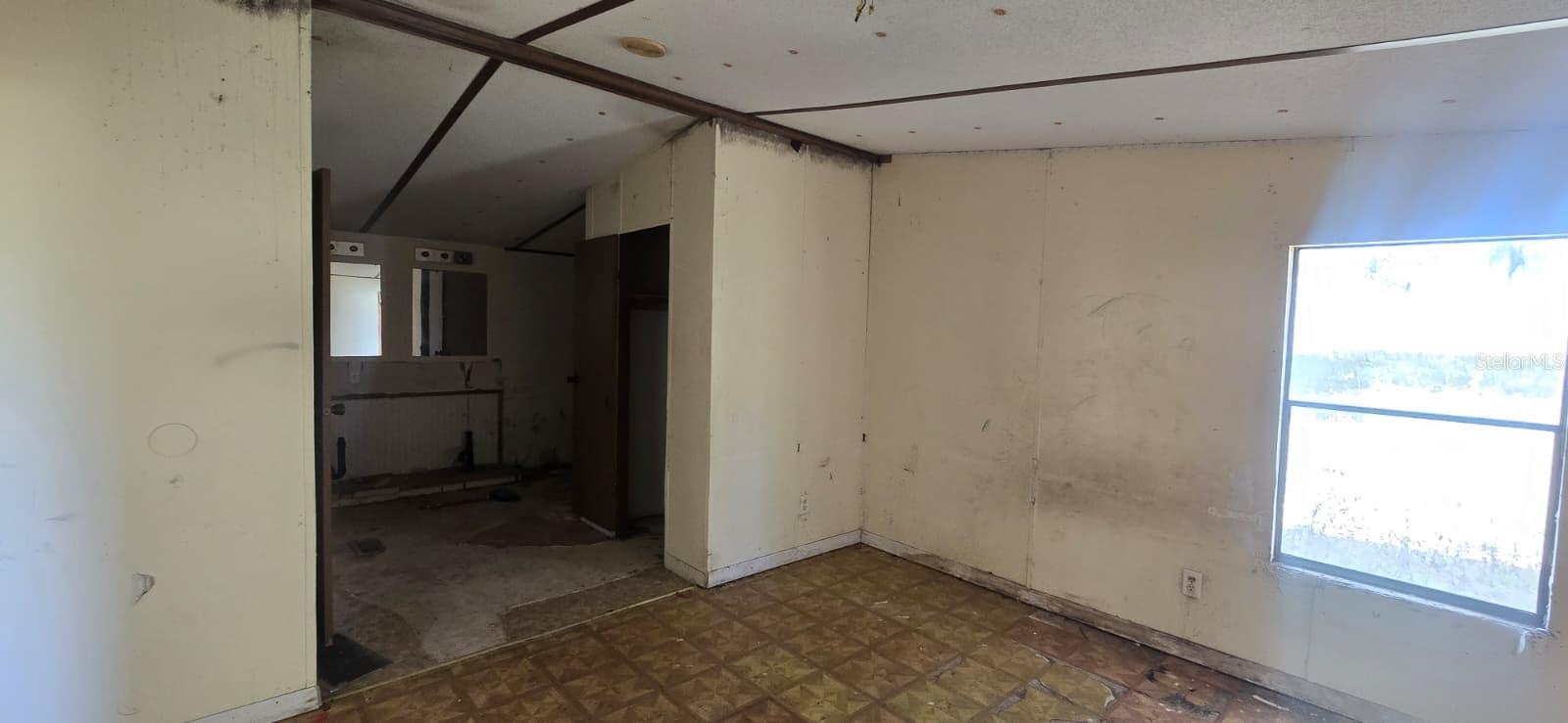 G5105351 Property Photo