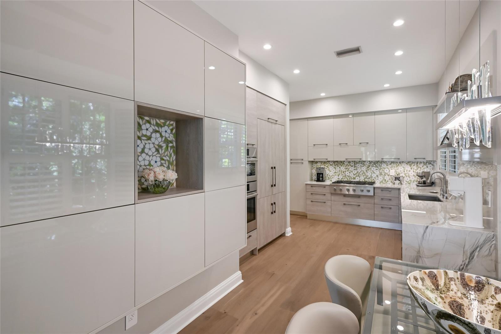 A4674729 Property Photo