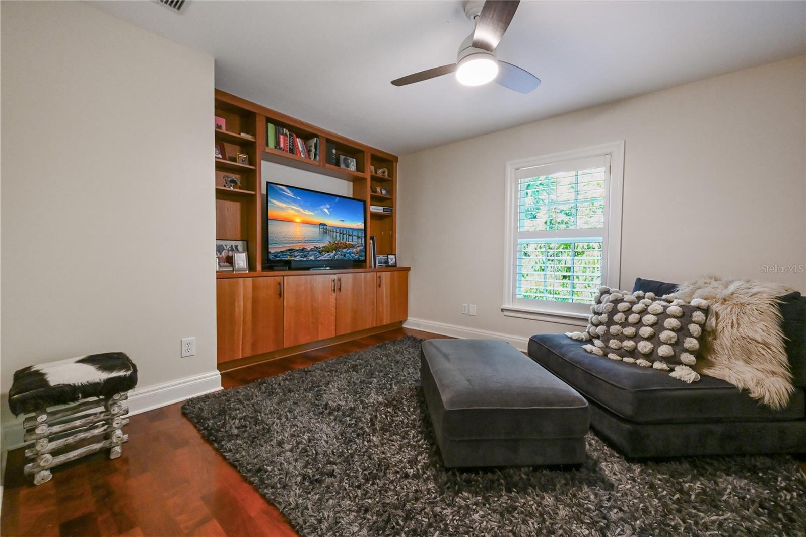 A4674729 Property Photo