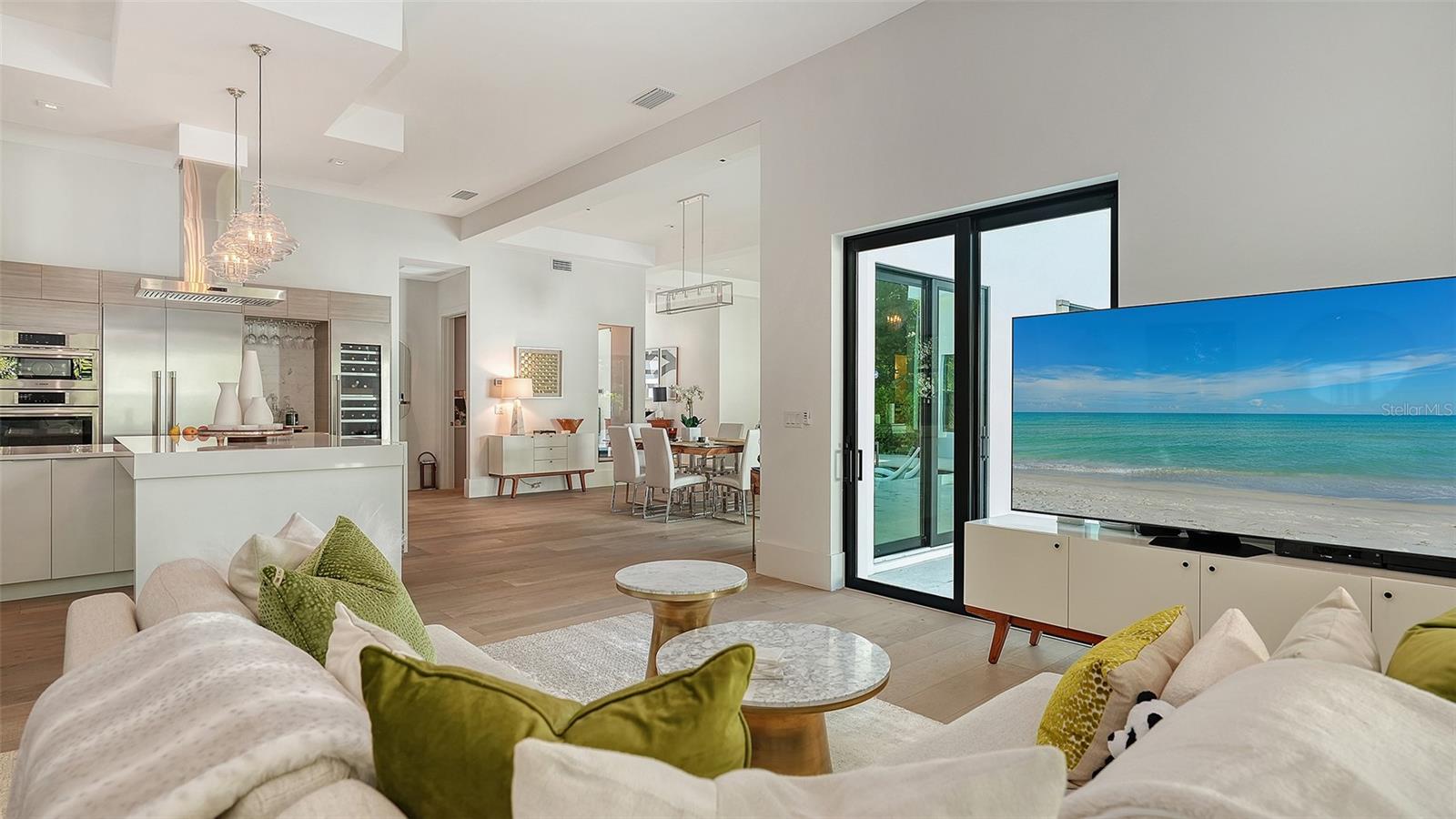 A4674749 Property Photo