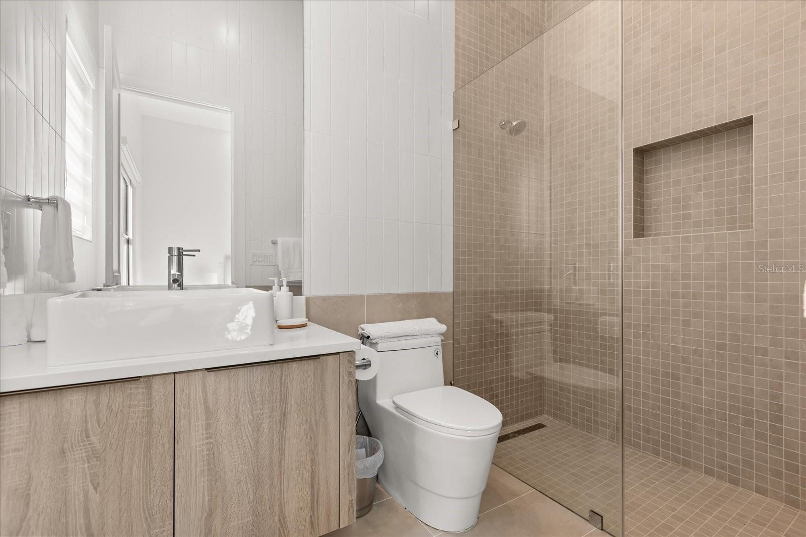 G5105365 Property Photo