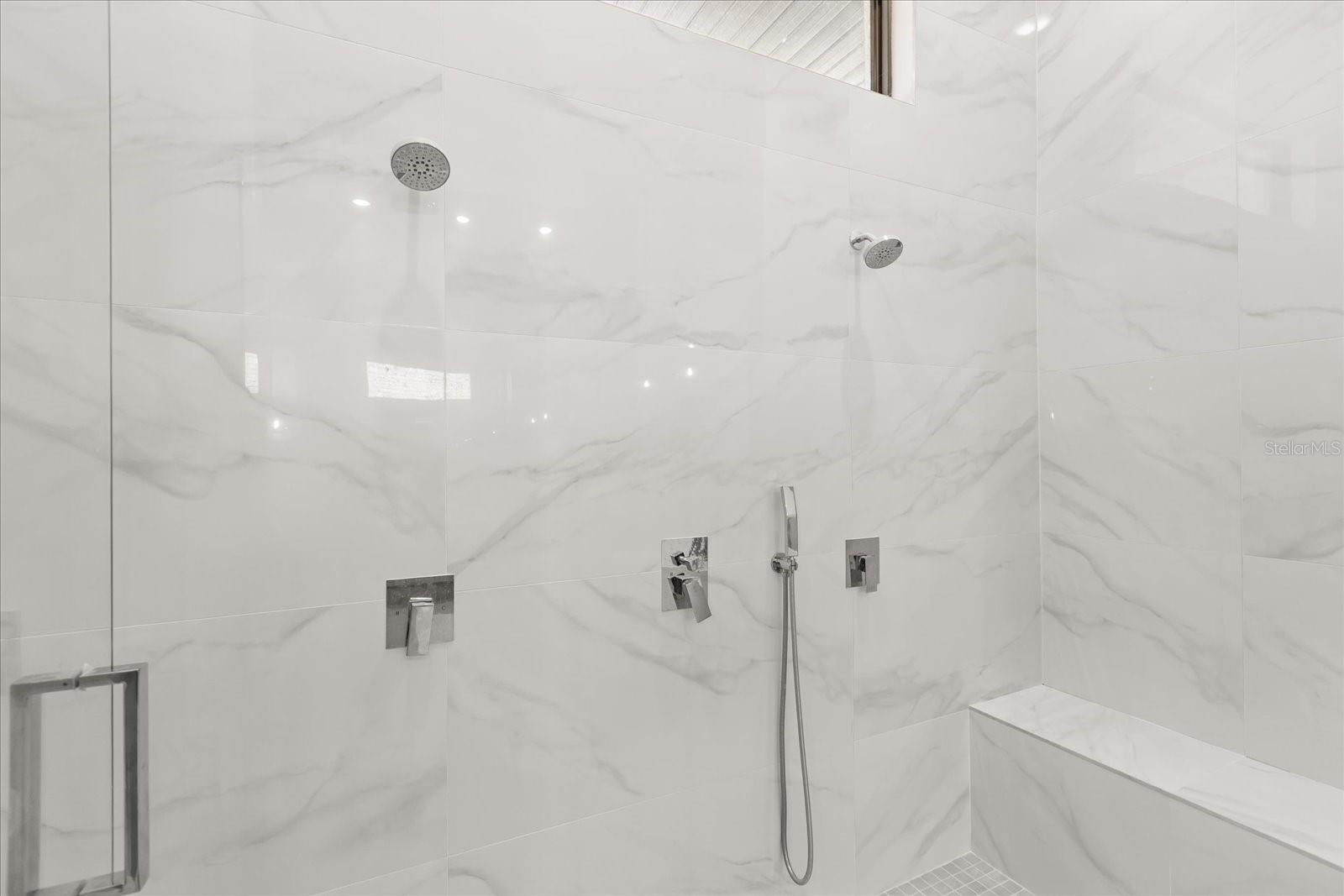 G5105365 Property Photo