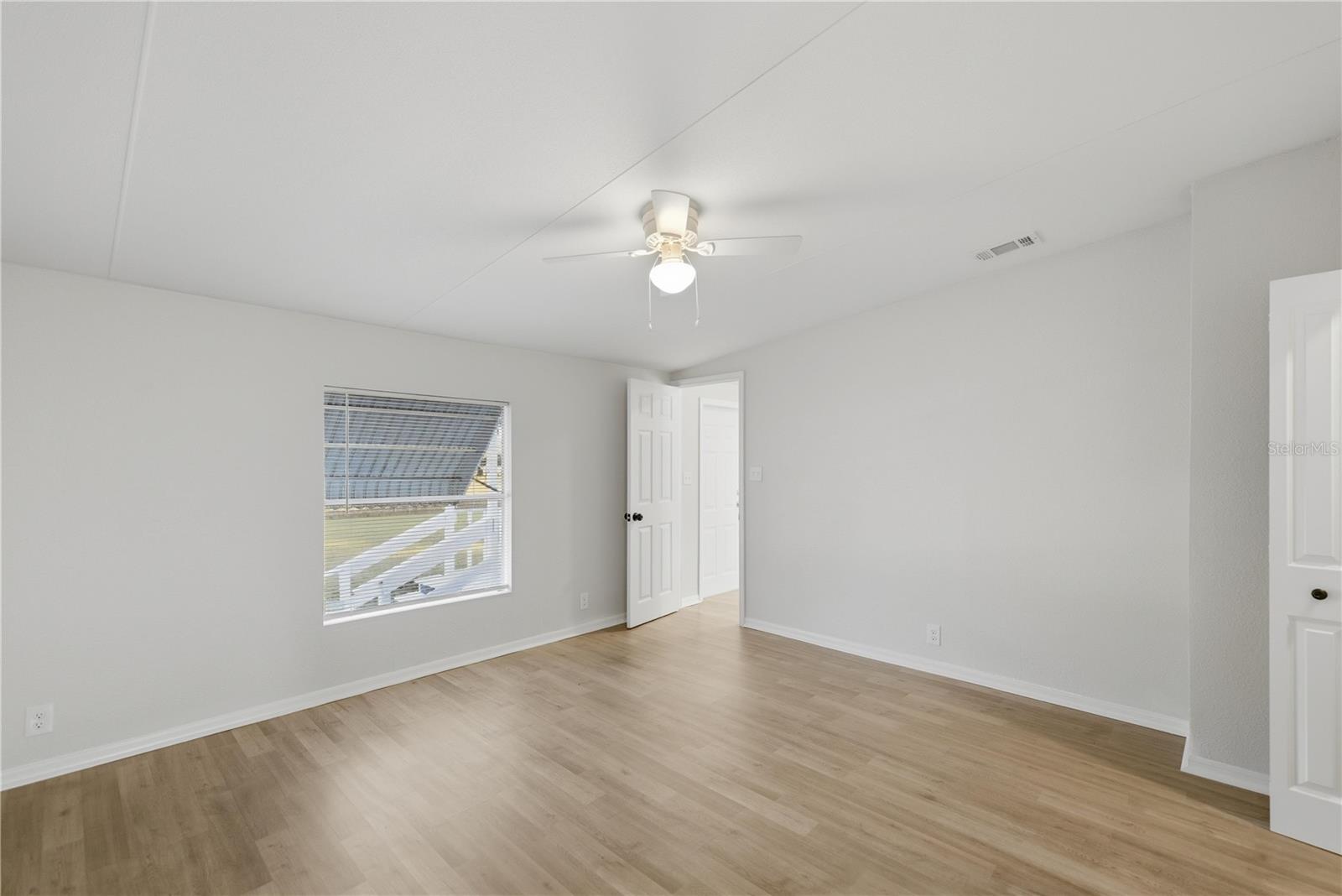 13705 NE 14TH AVE, CITRA, FL, 32113