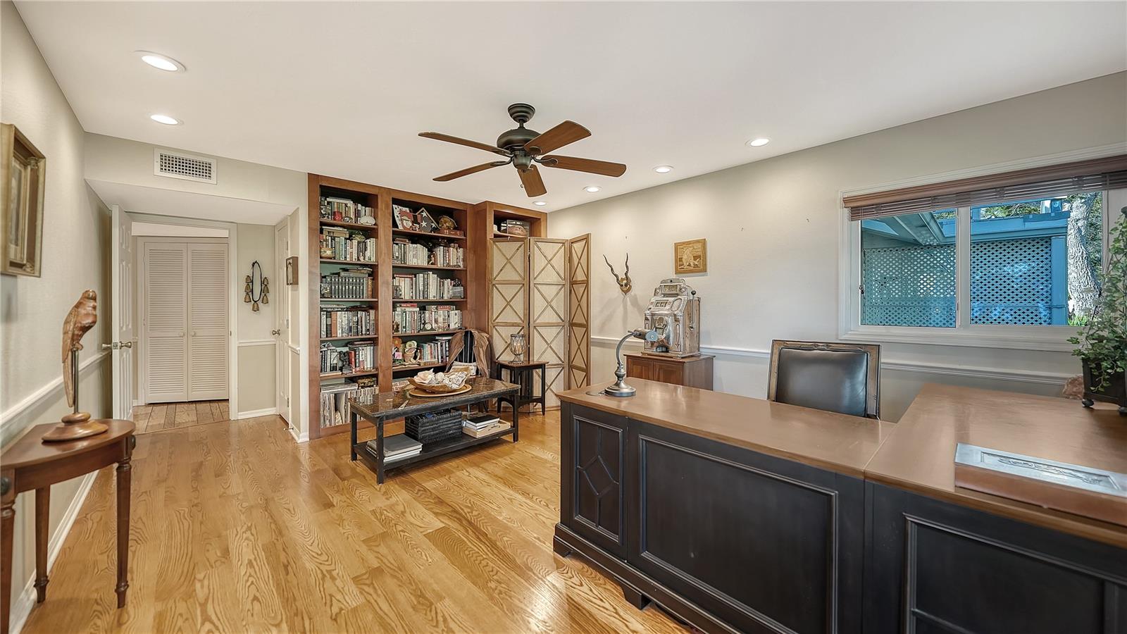 A4674771 Property Photo