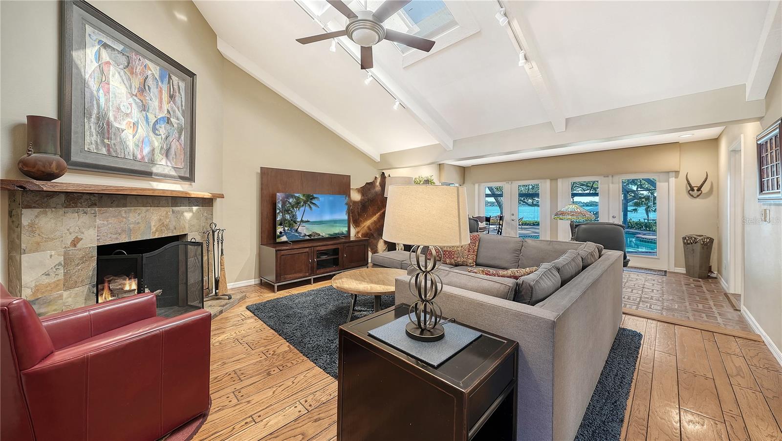 A4674771 Property Photo