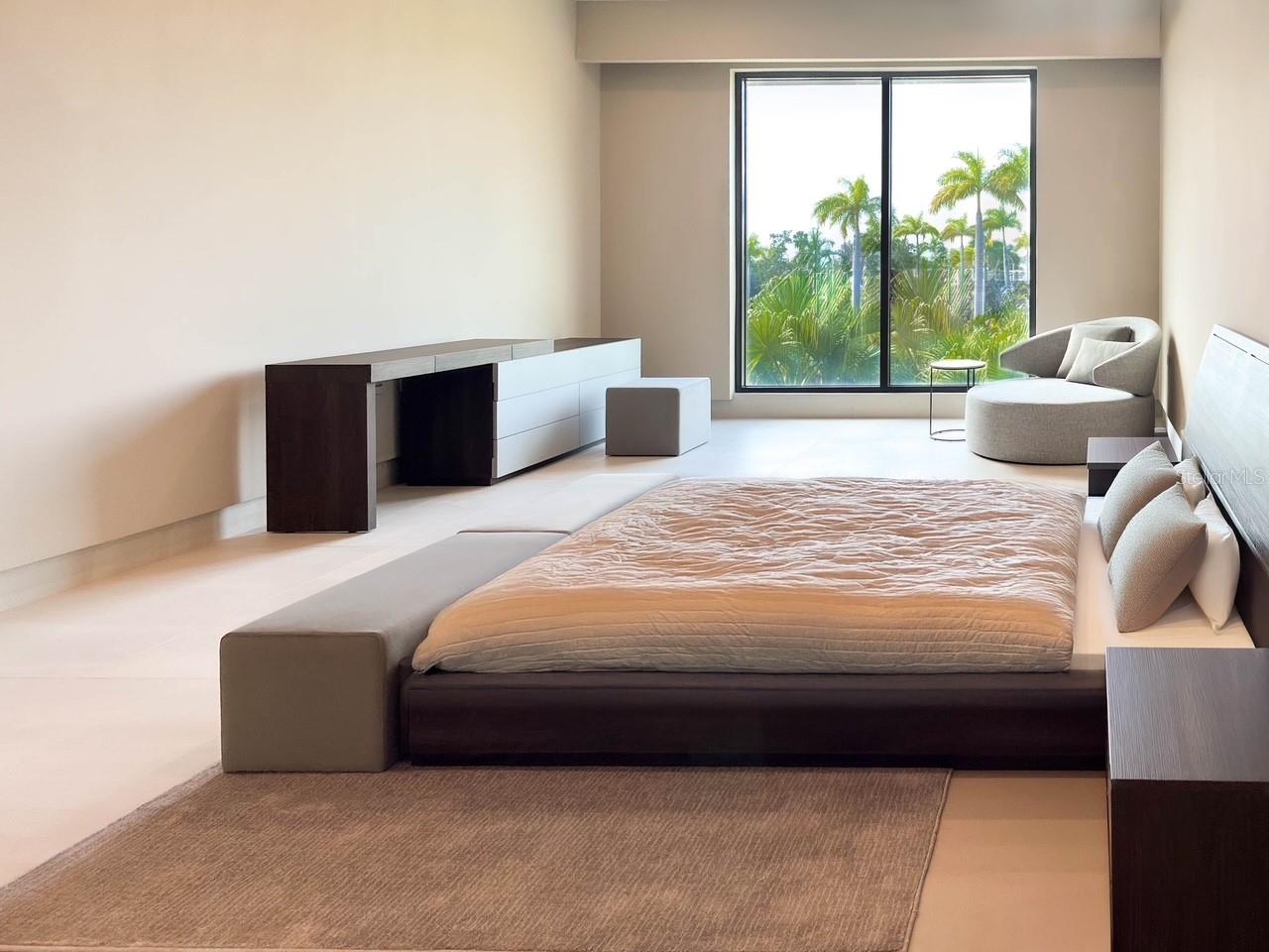 PR9117898 Property Photo