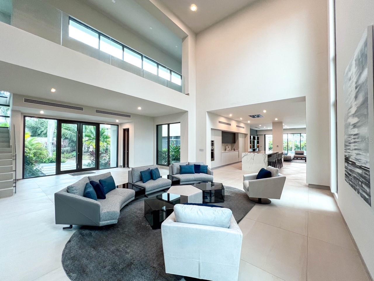 PR9117898 Property Photo