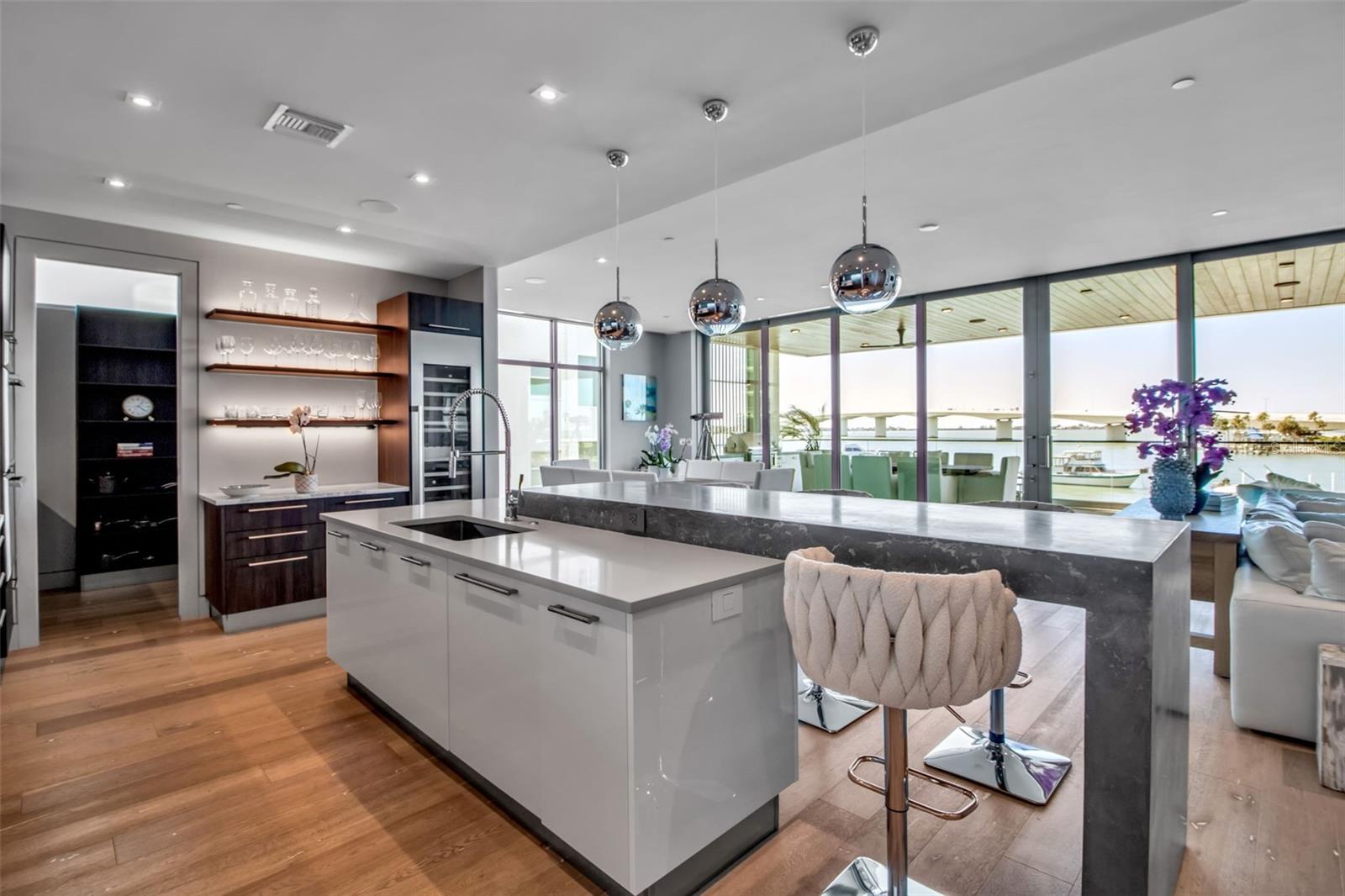 A4674784 Property Photo