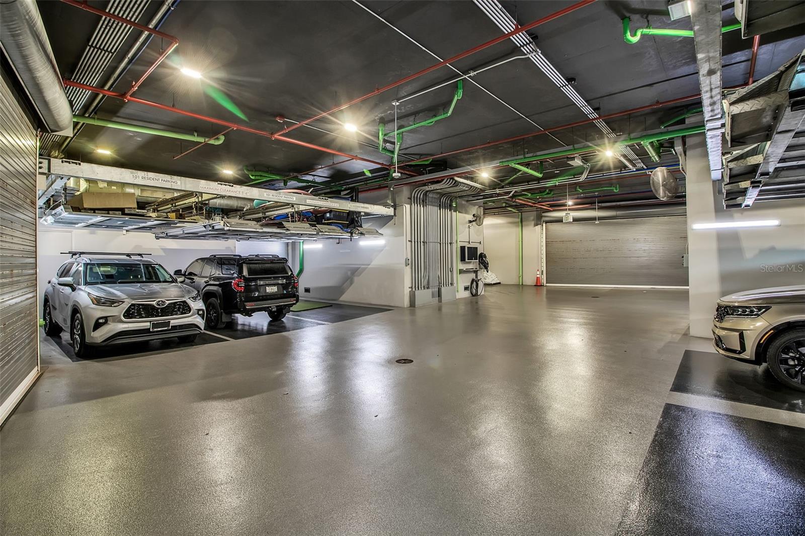 A4674784 Property Photo