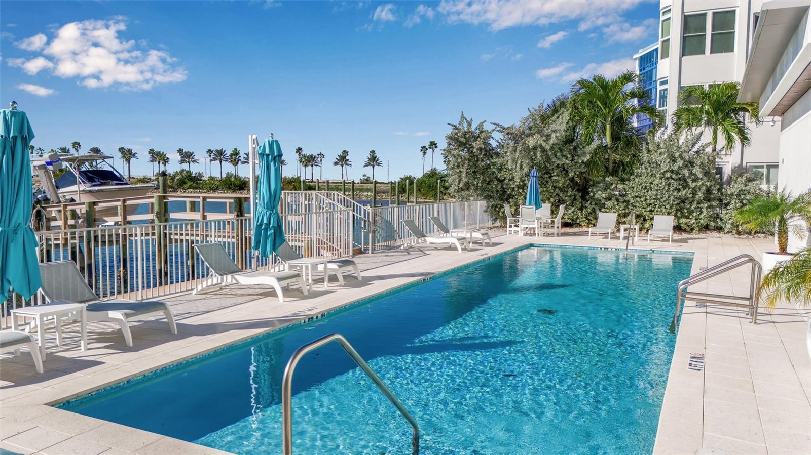 A4674784 Property Photo