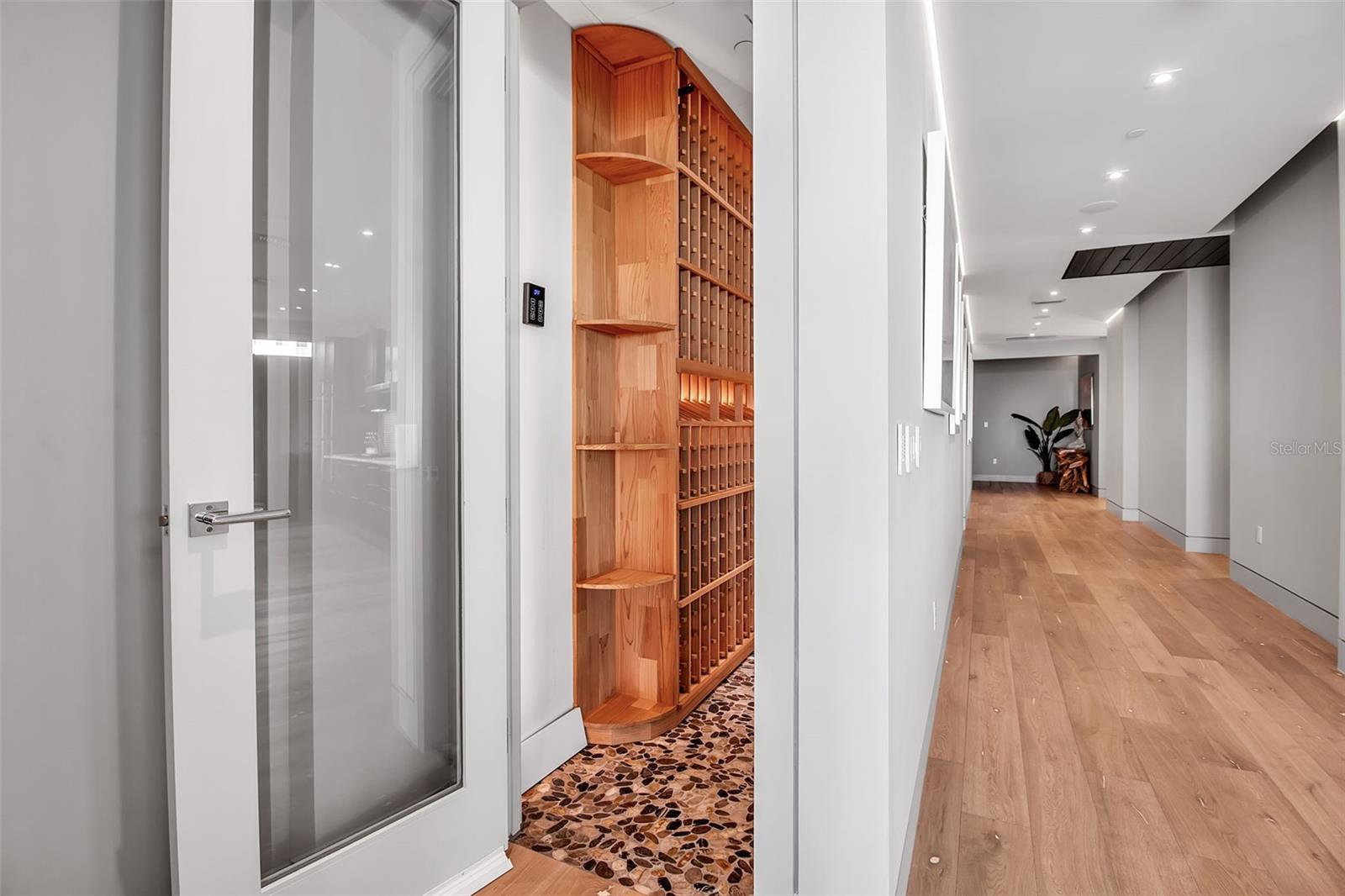 A4674784 Property Photo