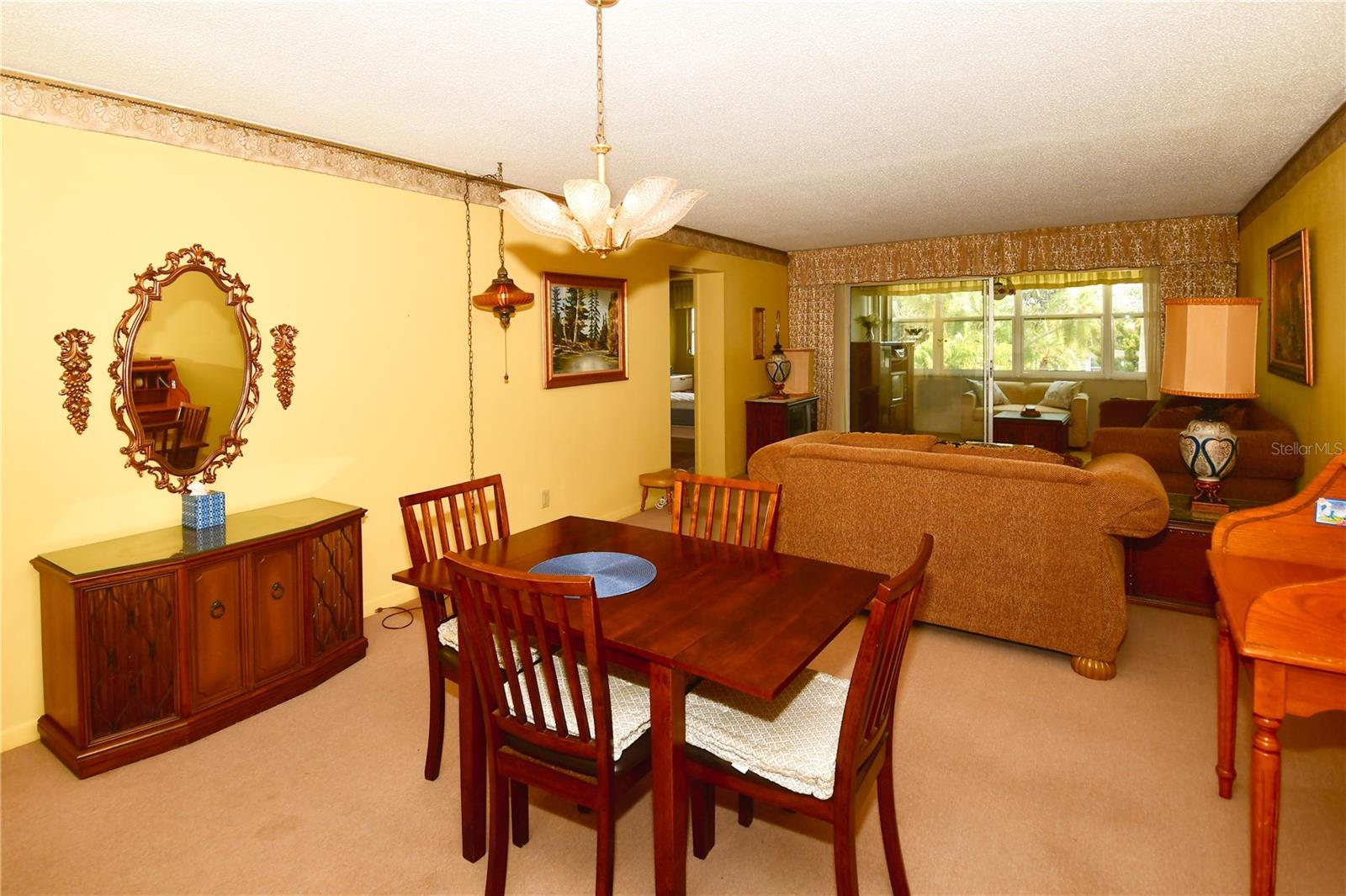 TB8455323 Property Photo