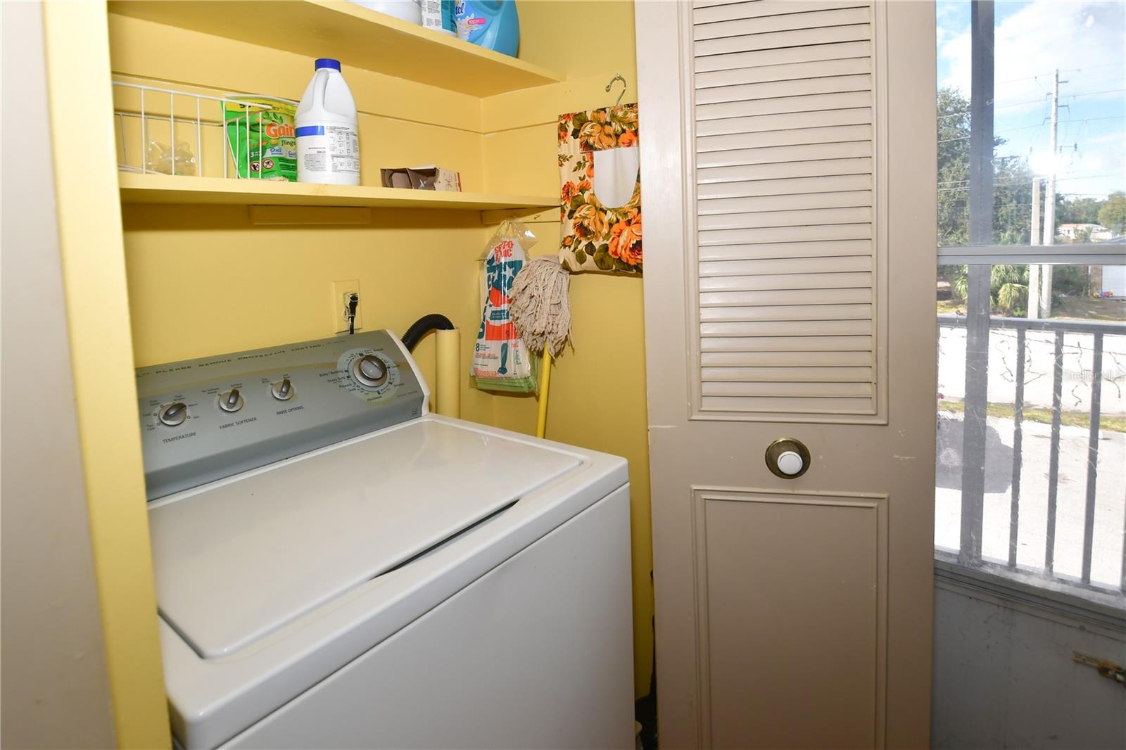 TB8455323 Property Photo