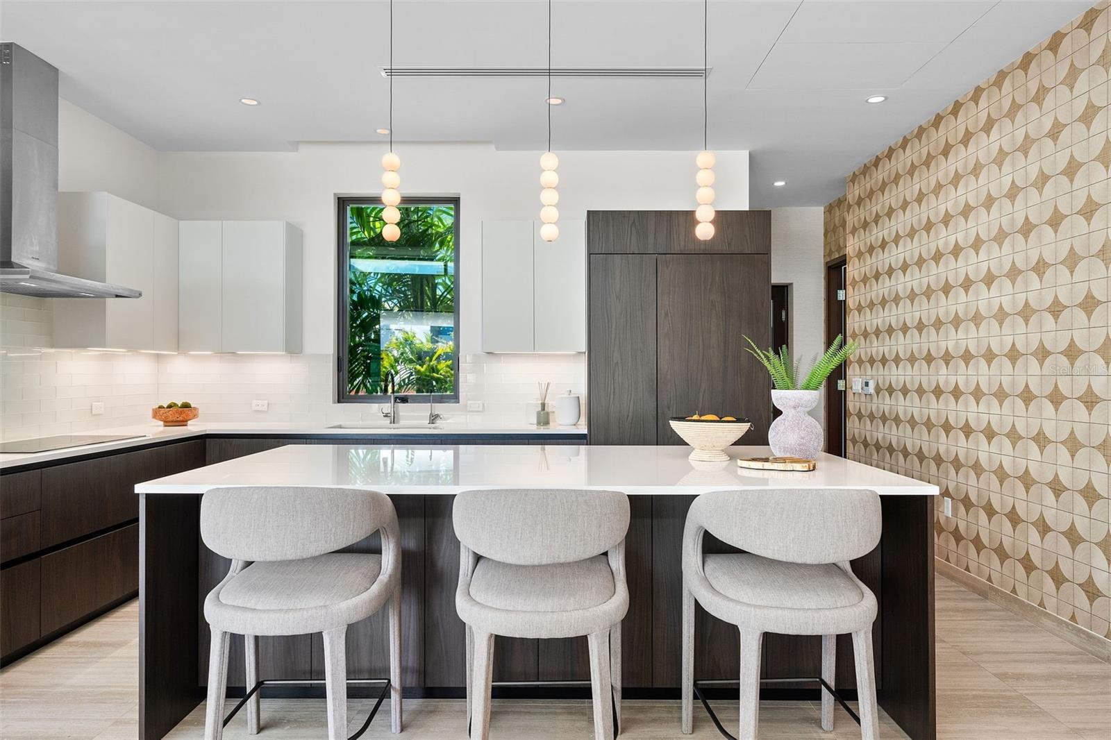 PR9117905 Property Photo