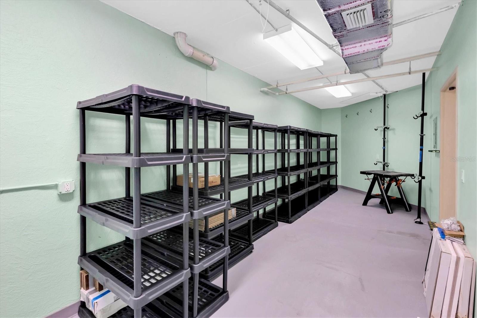 TB8455398 Property Photo