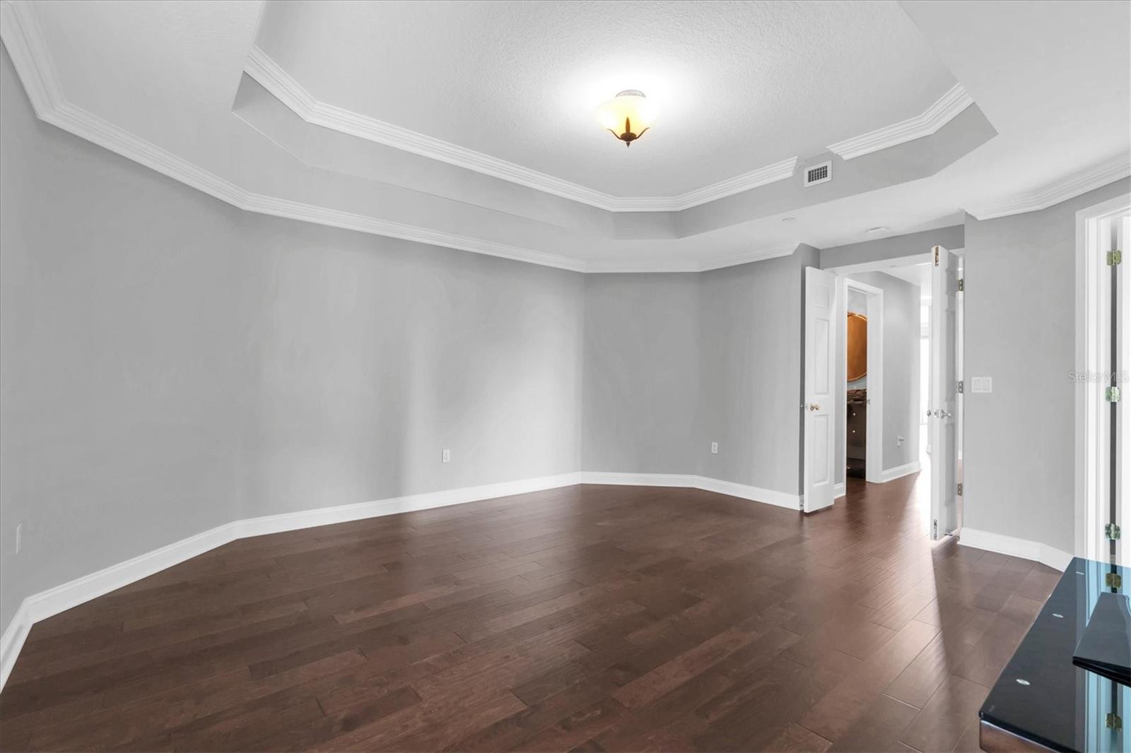 TB8455398 Property Photo