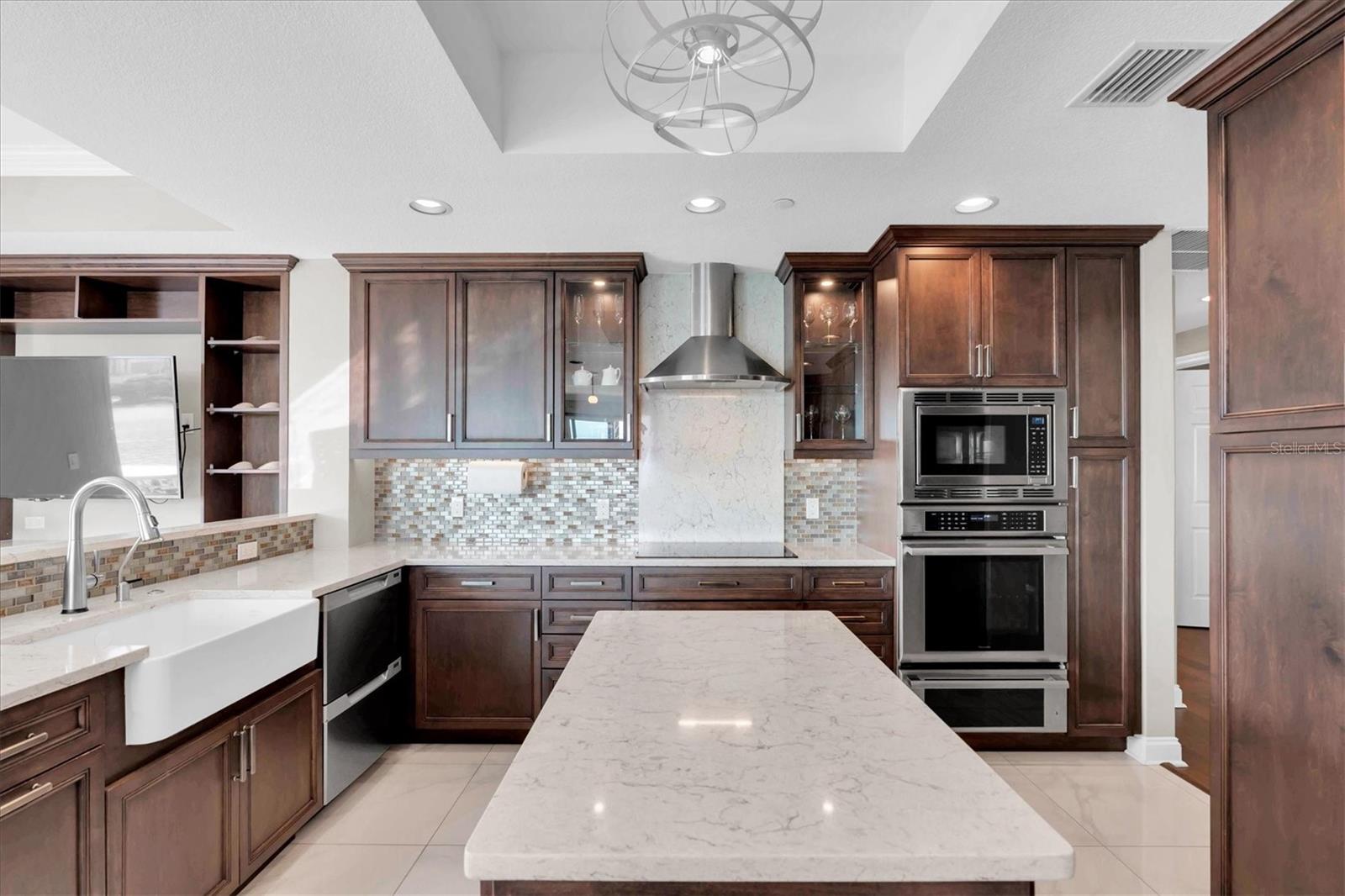 TB8455398 Property Photo