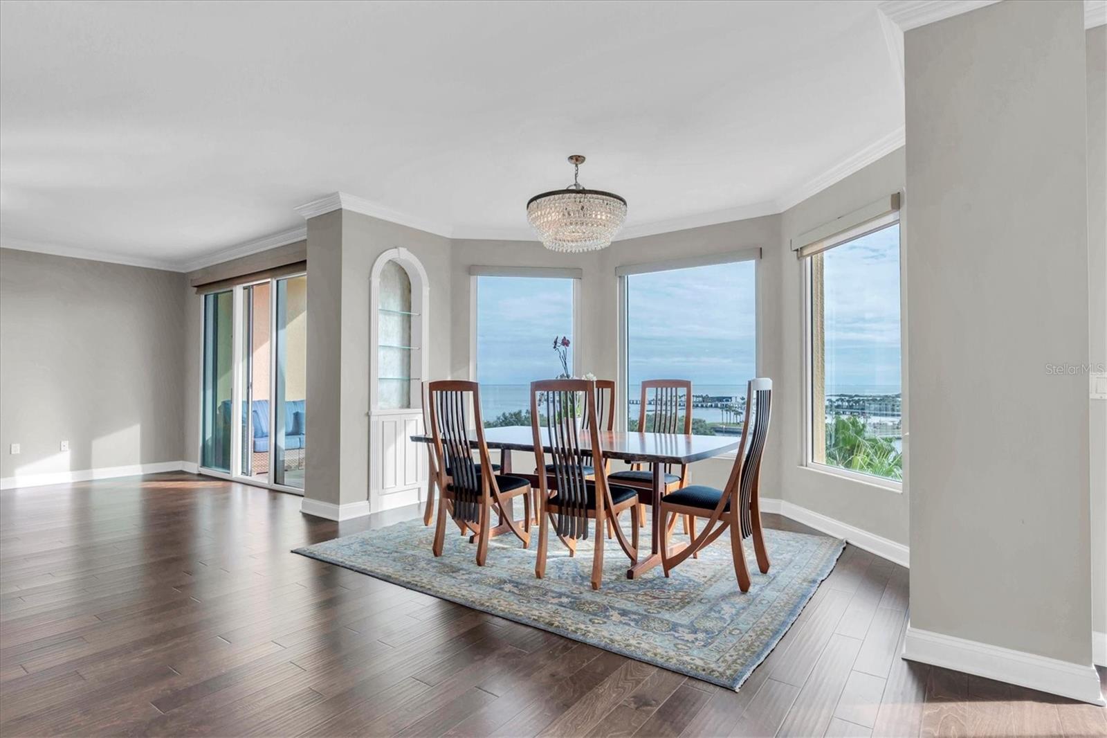 TB8455398 Property Photo