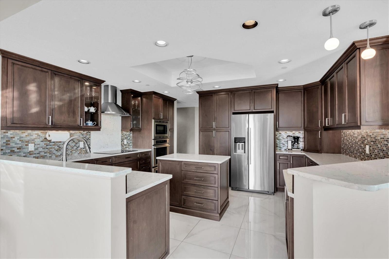 TB8455398 Property Photo